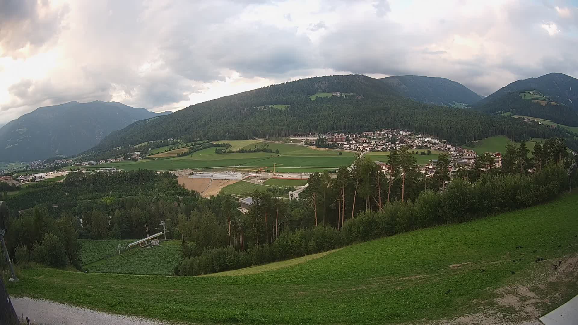 Spletna kamera Ried – Pogled na Percha | Kronplatz