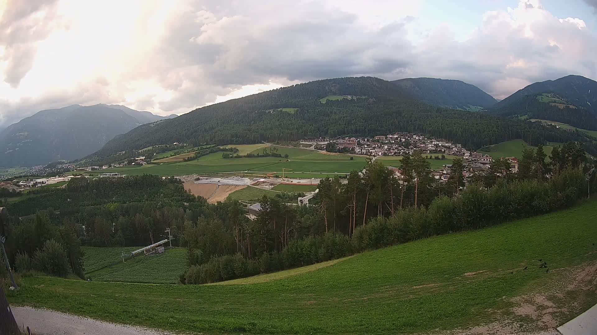 Spletna kamera Ried – Pogled na Percha | Kronplatz
