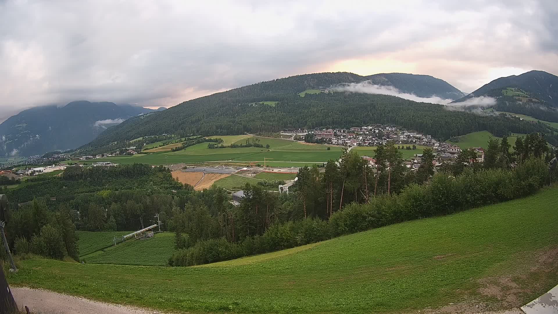 Spletna kamera Ried – Pogled na Percha | Kronplatz