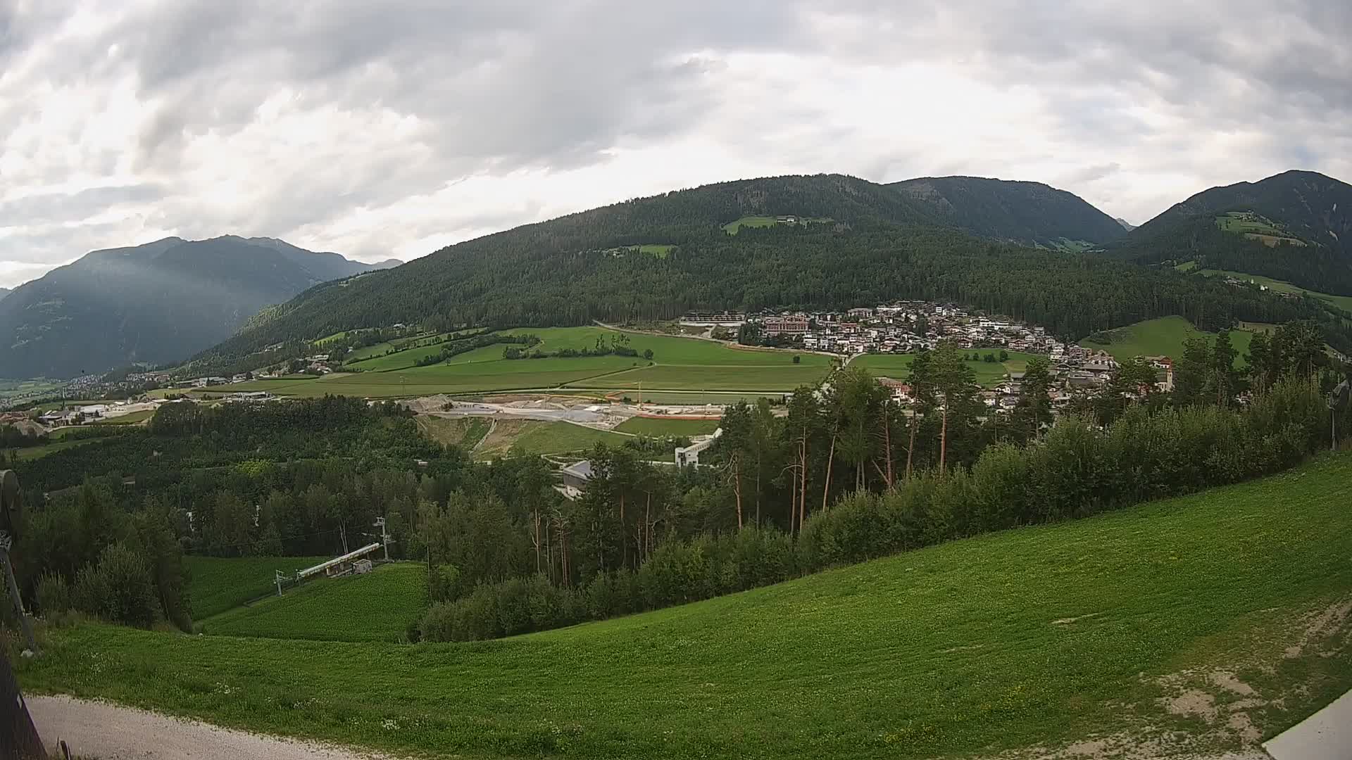 Spletna kamera Ried – Pogled na Percha | Kronplatz
