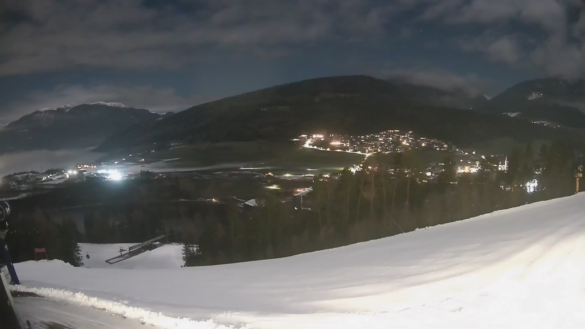 Spletna kamera Ried – Pogled na Percha | Kronplatz