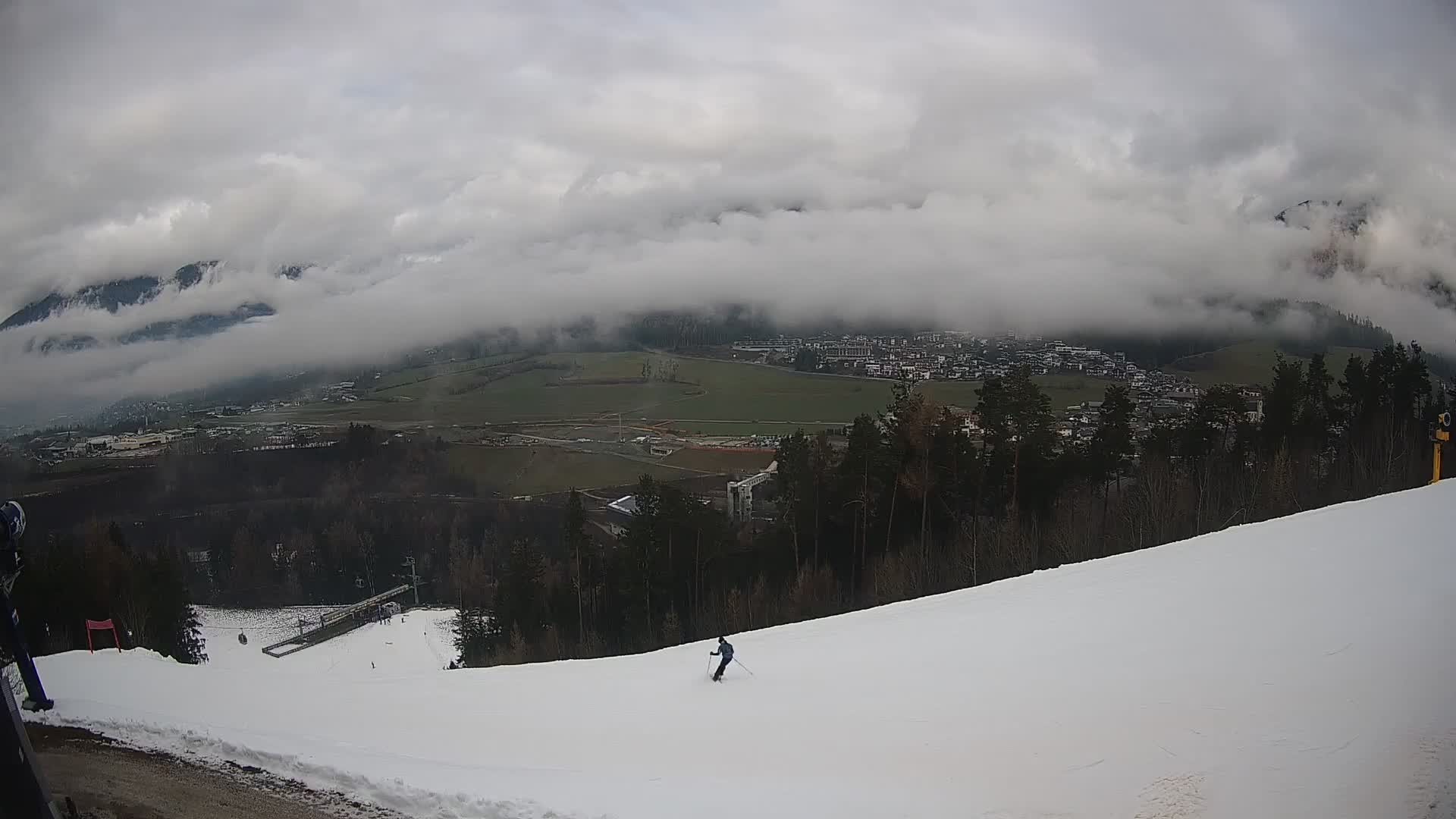 Spletna kamera Ried – Pogled na Percha | Kronplatz