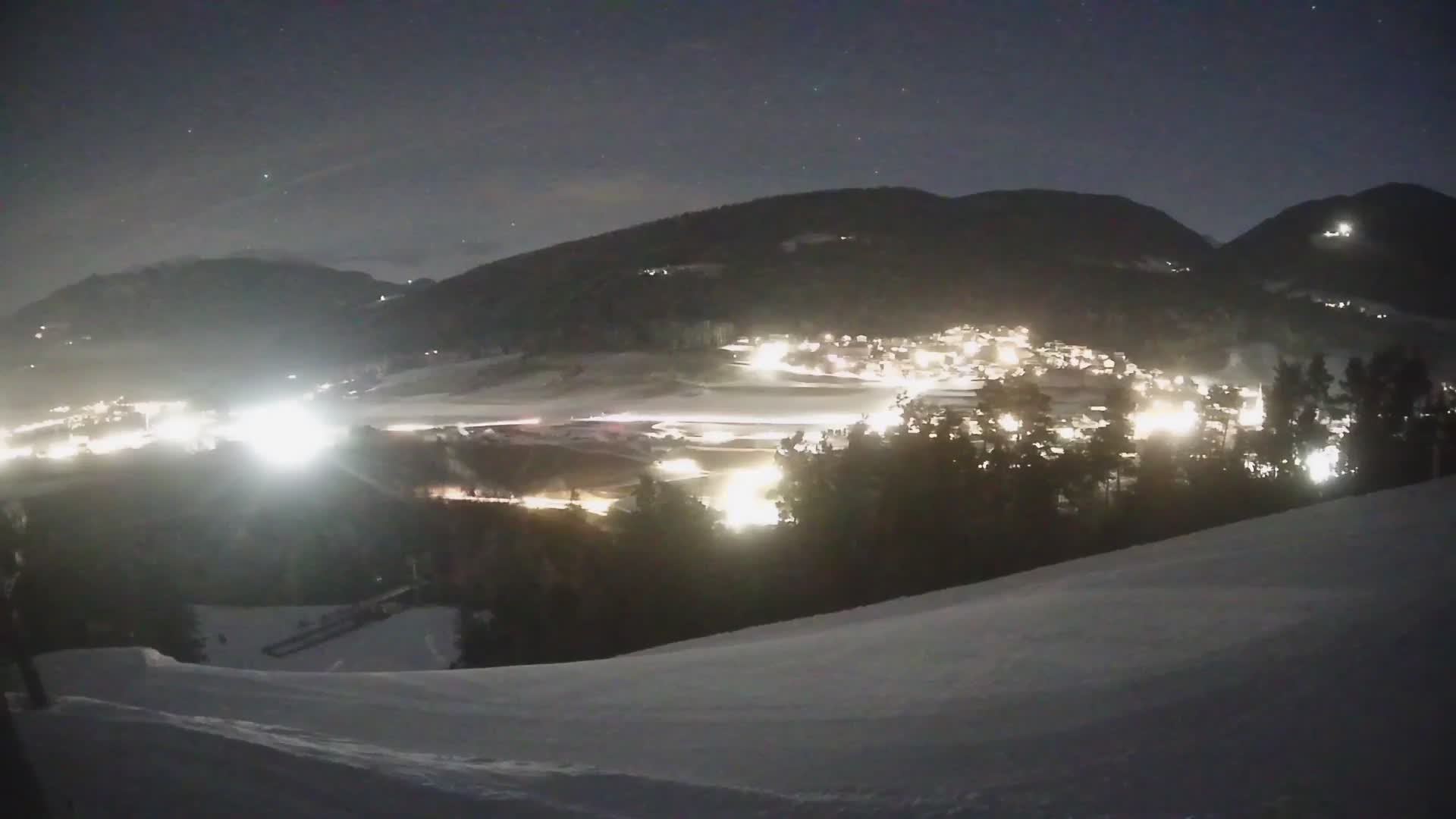 Spletna kamera Ried – Pogled na Percha | Kronplatz