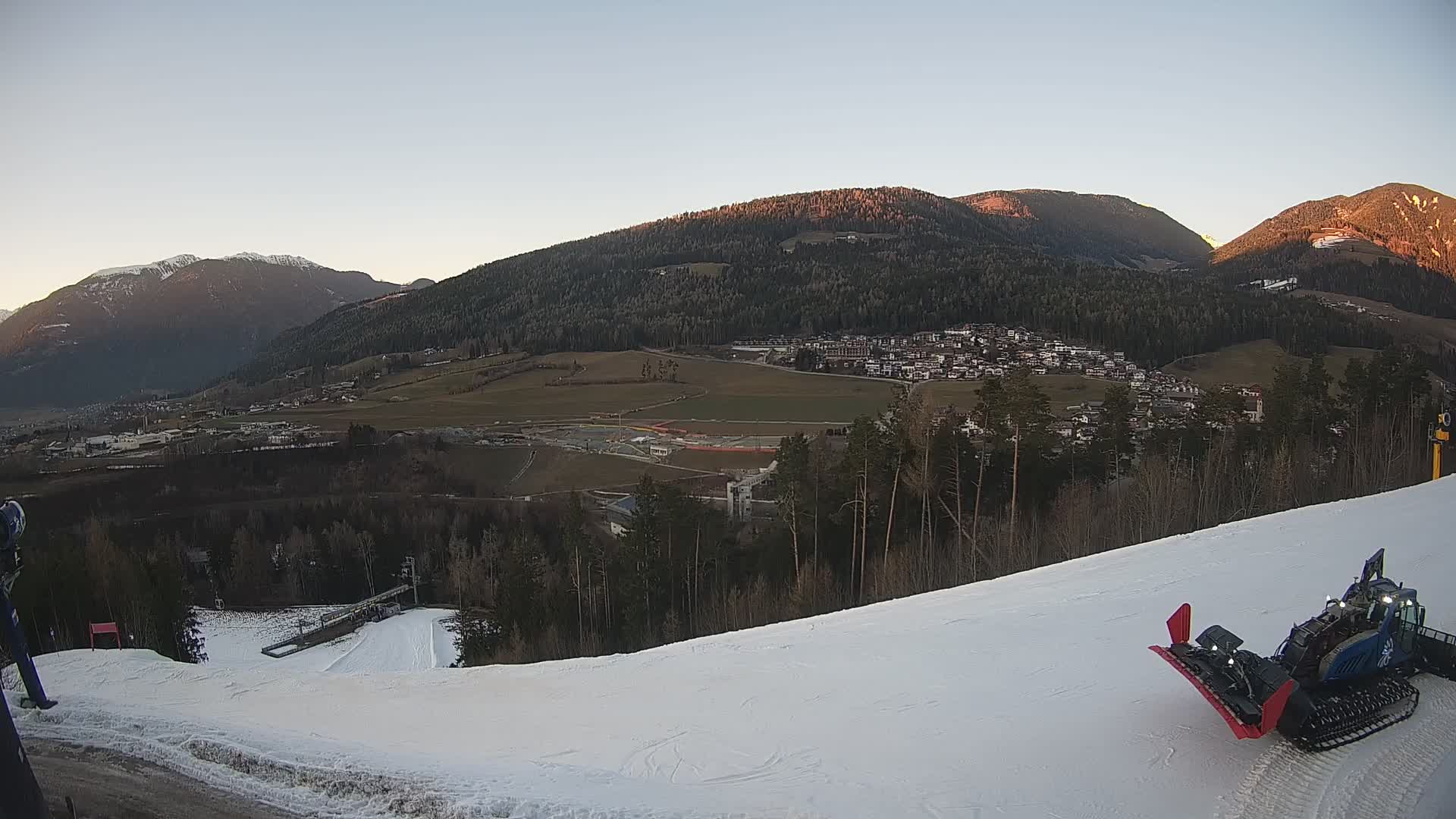 Spletna kamera Ried – Pogled na Percha | Kronplatz