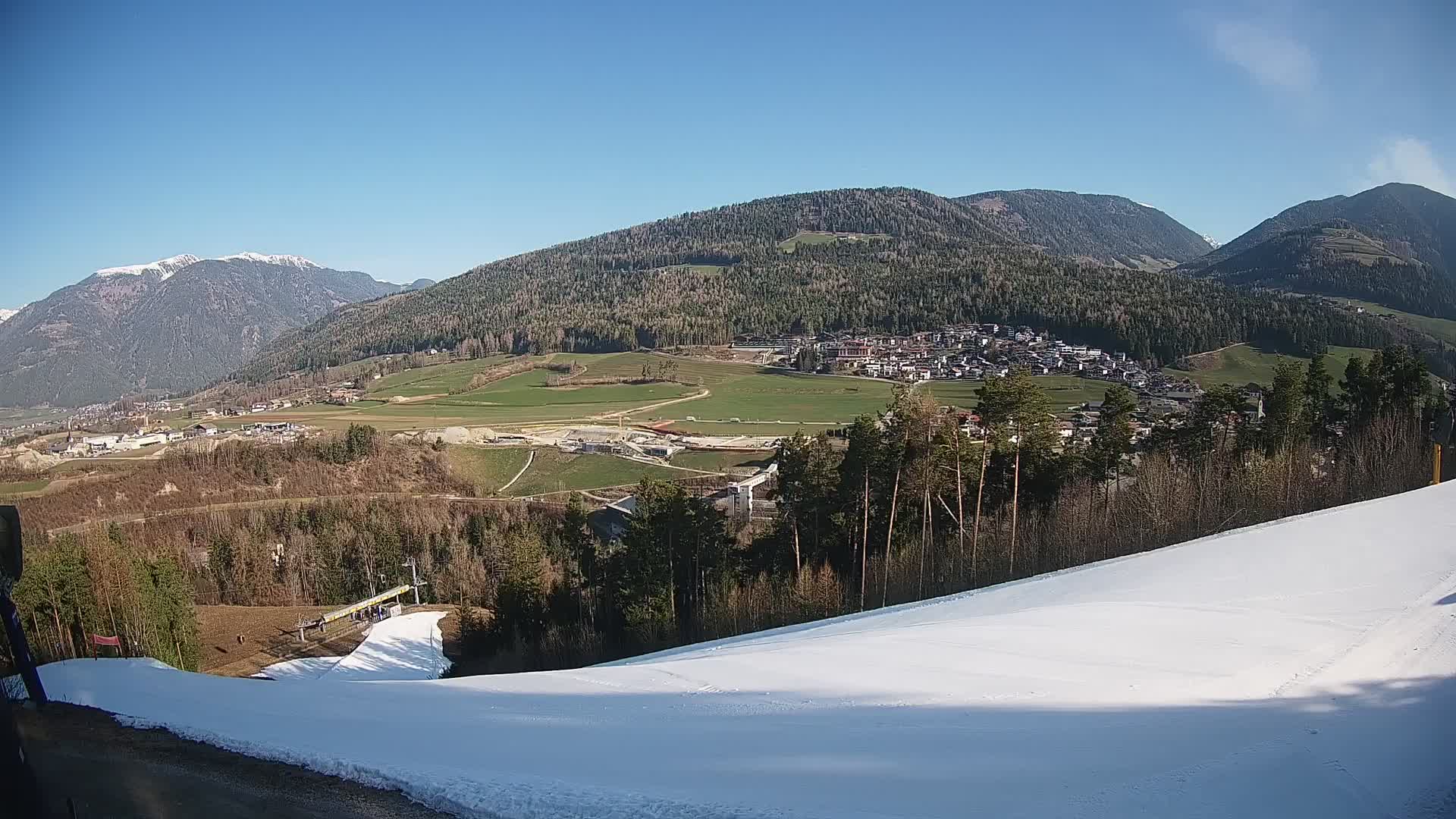 Spletna kamera Ried – Pogled na Percha | Kronplatz