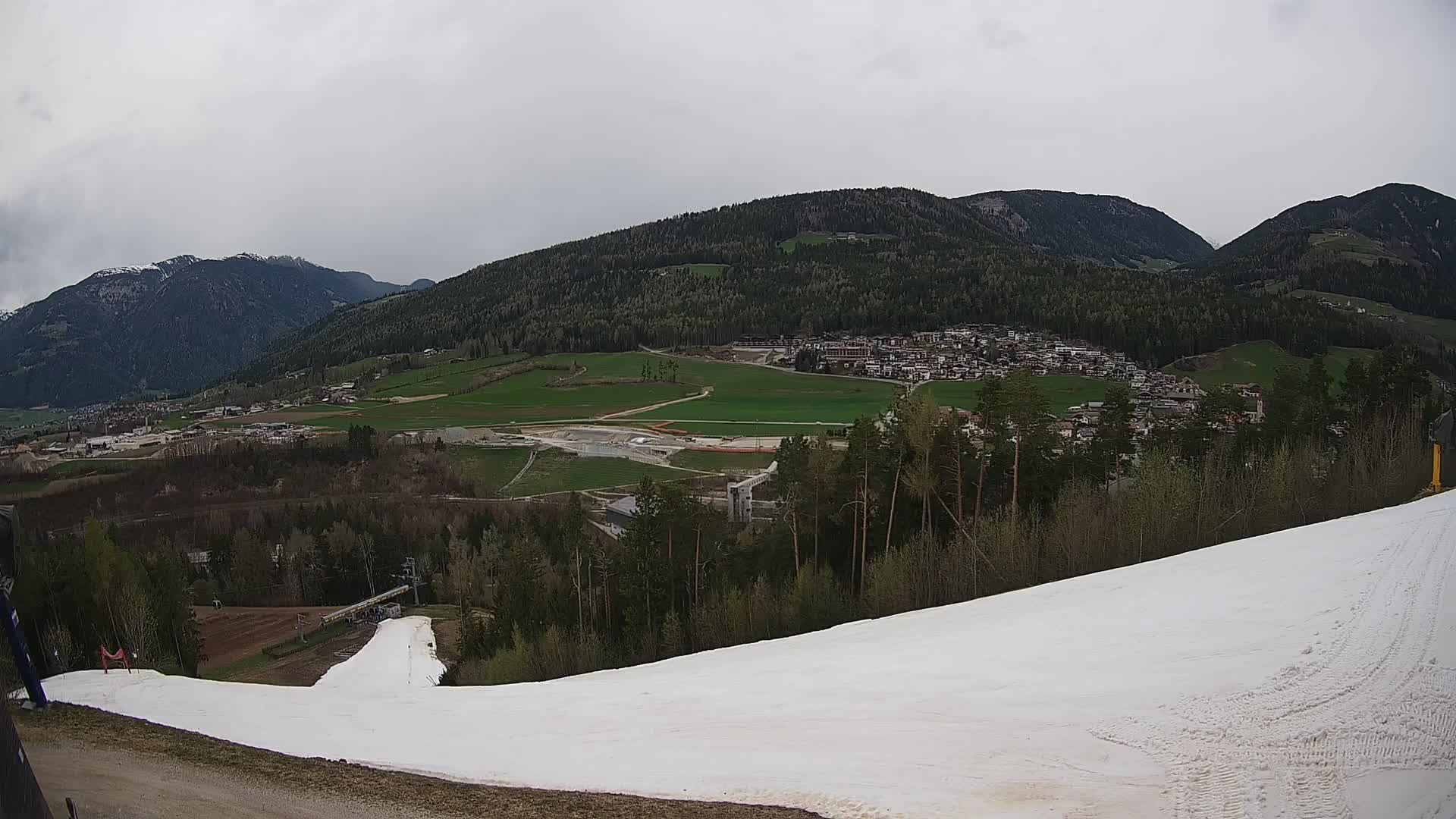 Spletna kamera Ried – Pogled na Percha | Kronplatz