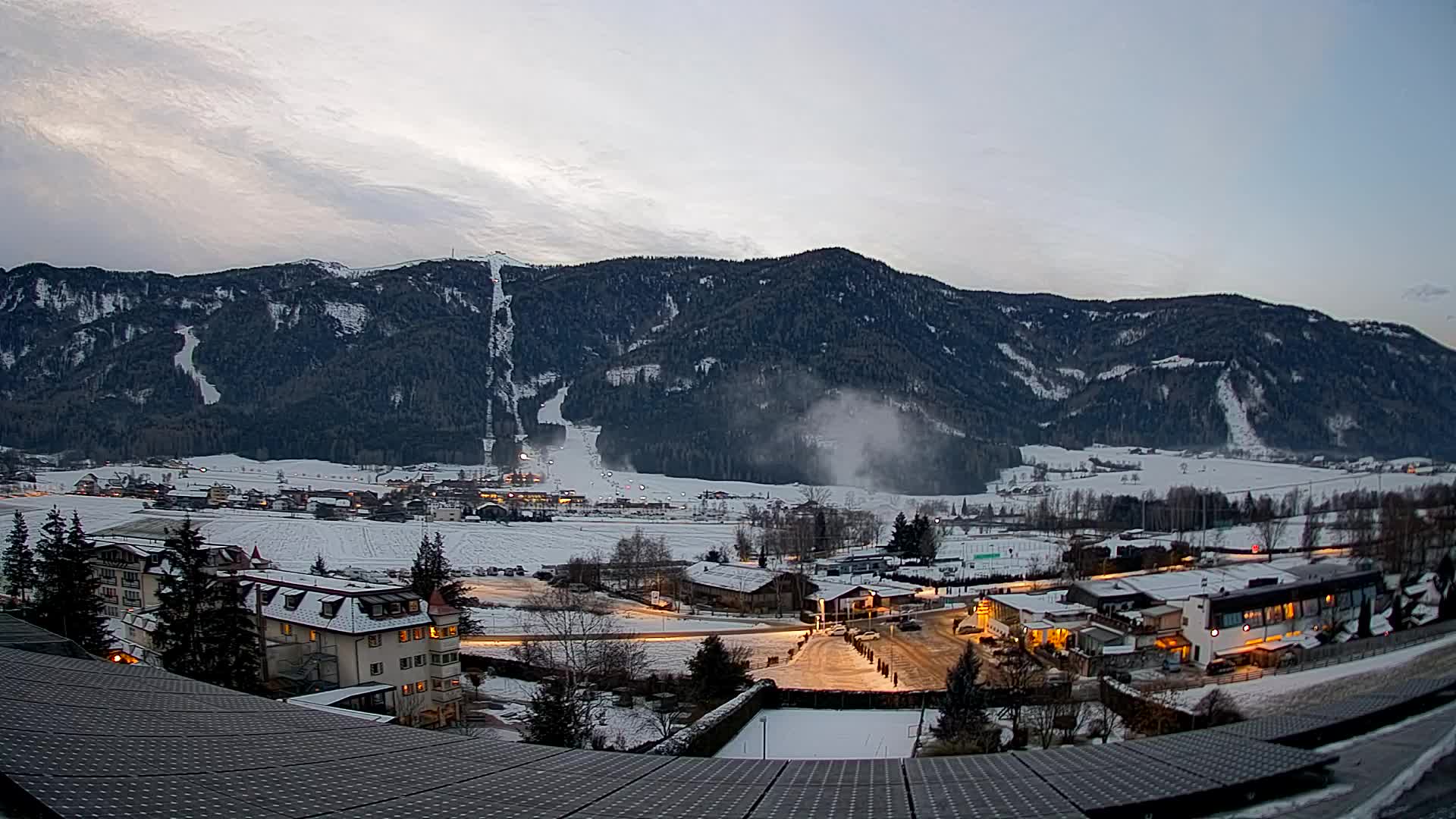 Spletna kamera Riscone | Hotel Olympia | Pogled na Kronplatz