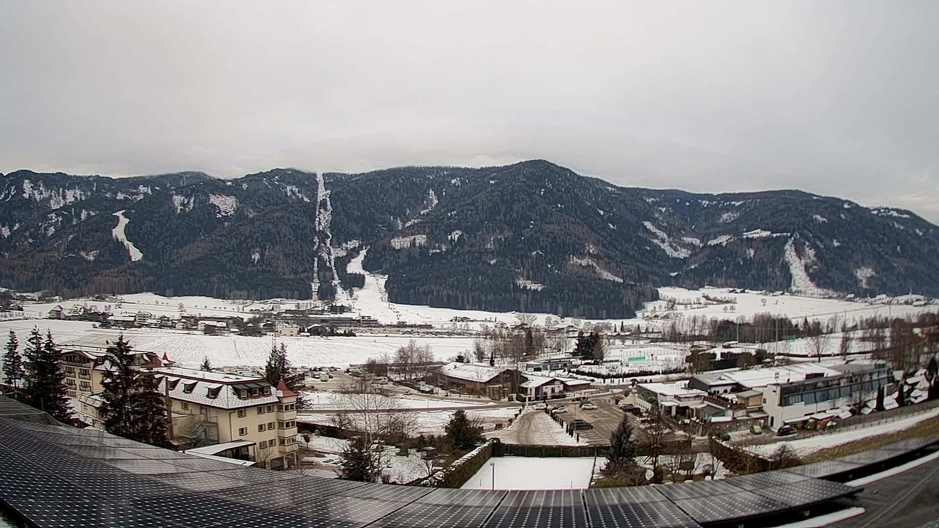 Spletna kamera Riscone | Hotel Olympia | Pogled na Kronplatz