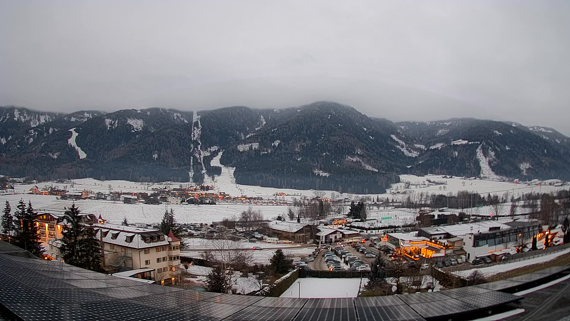 Spletna kamera Riscone | Hotel Olympia | Pogled na Kronplatz