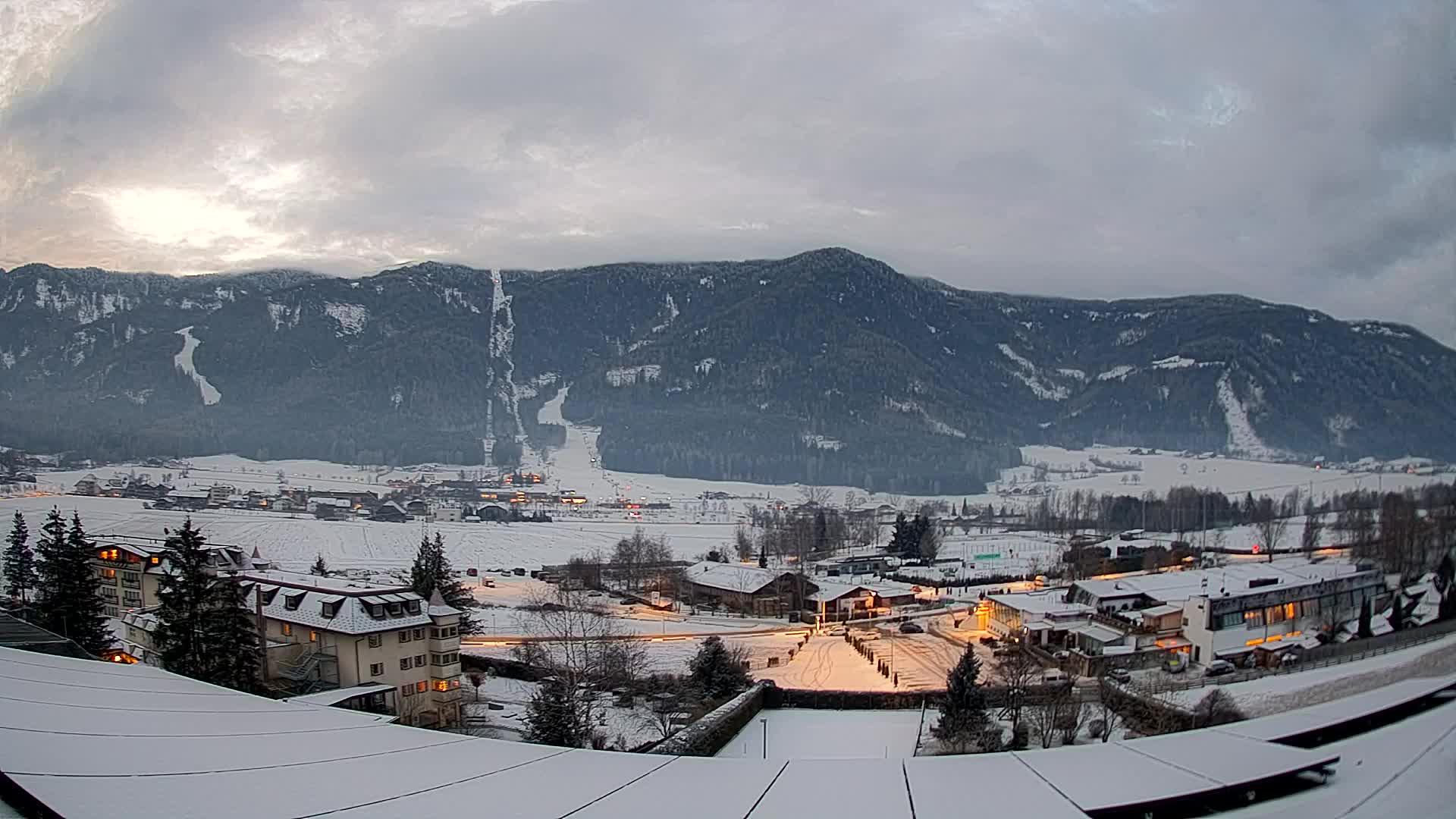 Webcam Riscone | Hotel Olympia | Kronplatz view