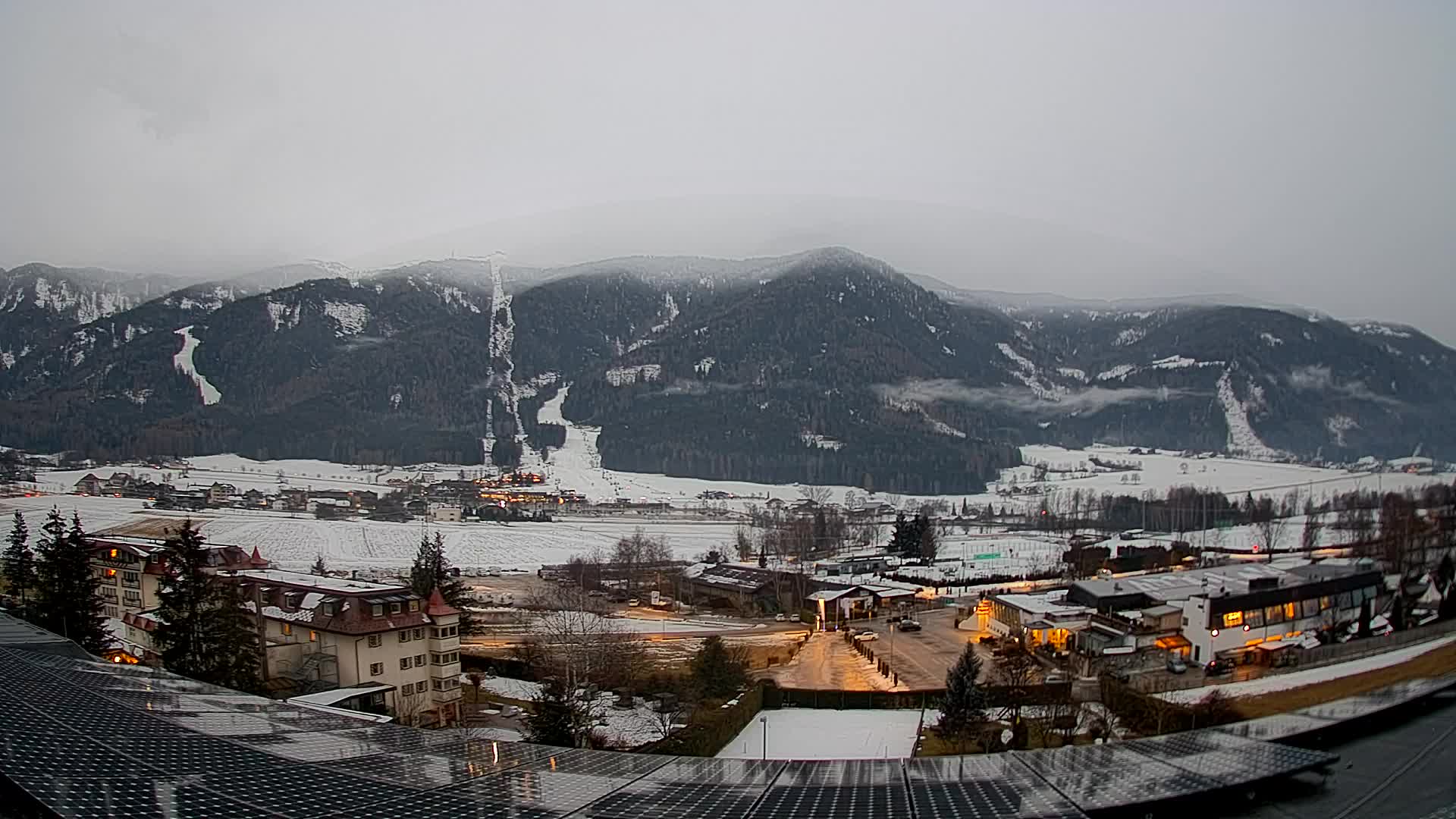 Spletna kamera Riscone | Hotel Olympia | Pogled na Kronplatz