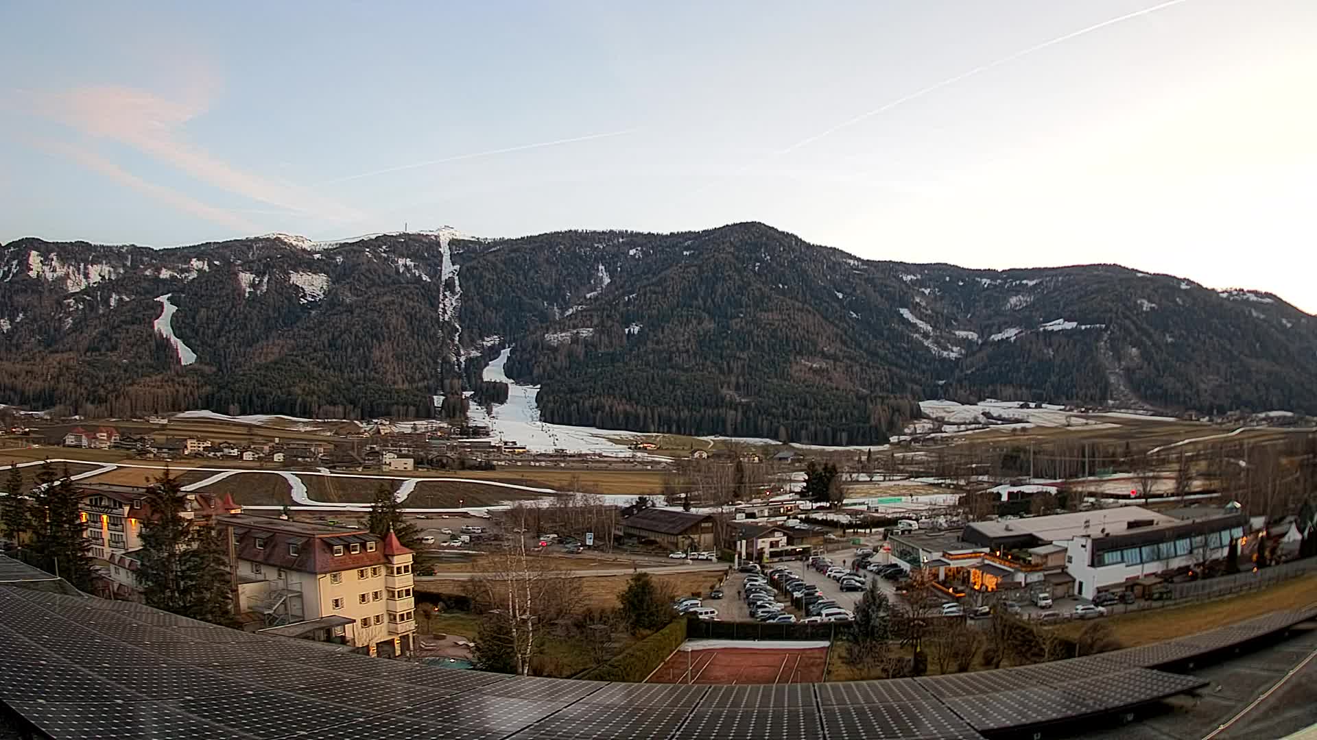 Spletna kamera Riscone | Hotel Olympia | Pogled na Kronplatz