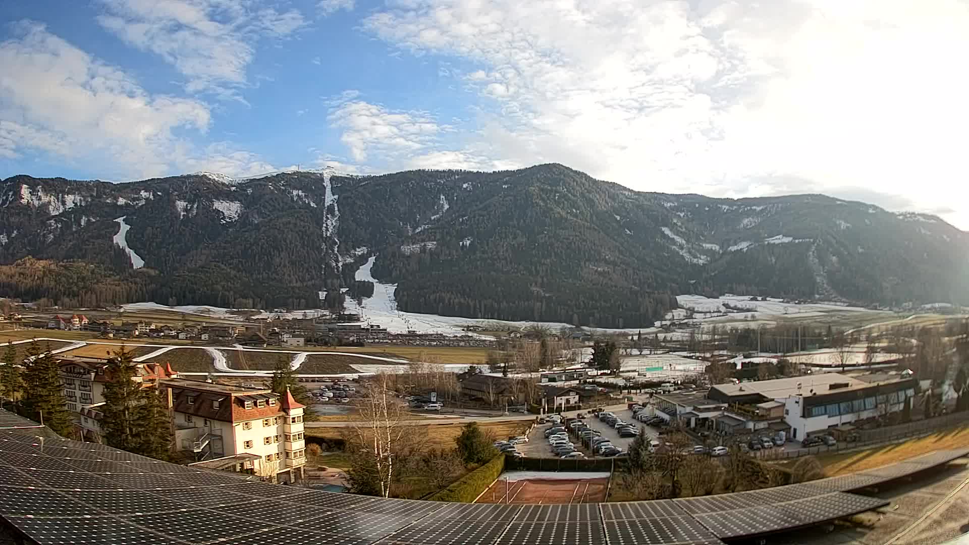 Spletna kamera Riscone | Hotel Olympia | Pogled na Kronplatz