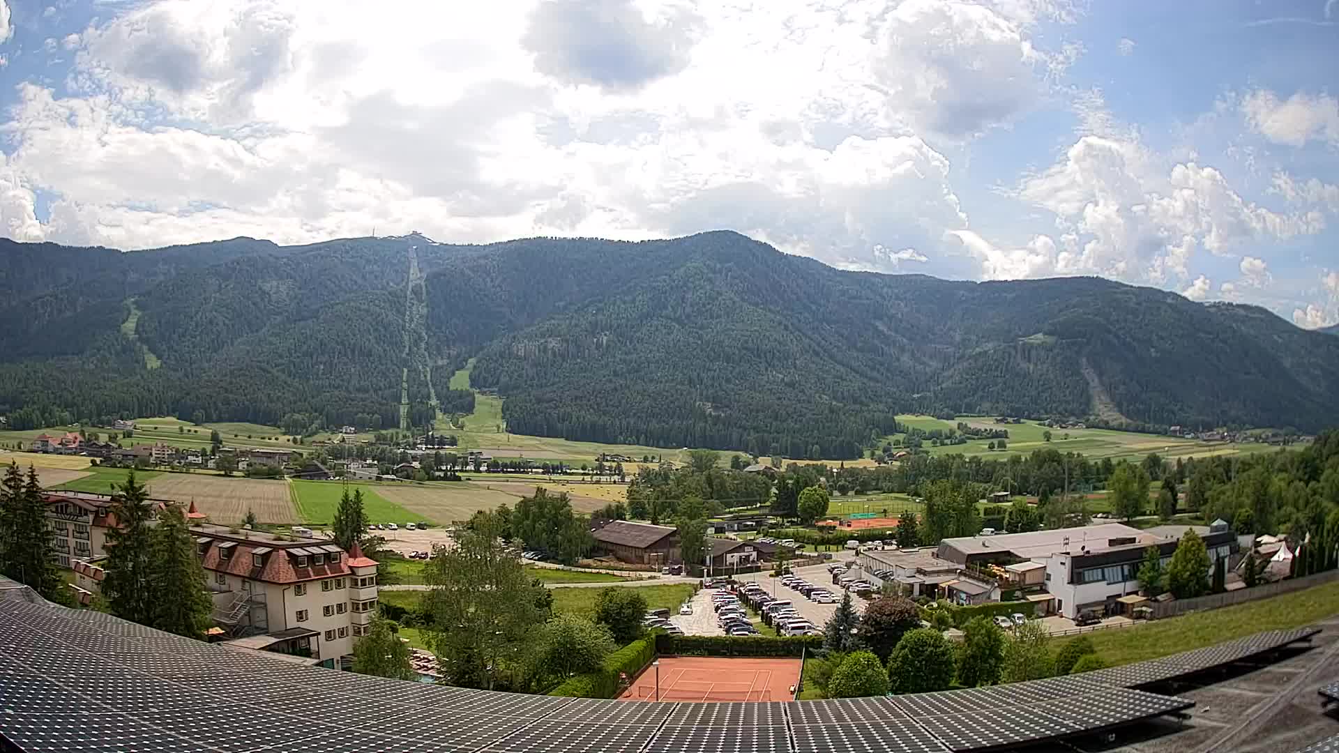 Spletna kamera Riscone | Hotel Olympia | Pogled na Kronplatz