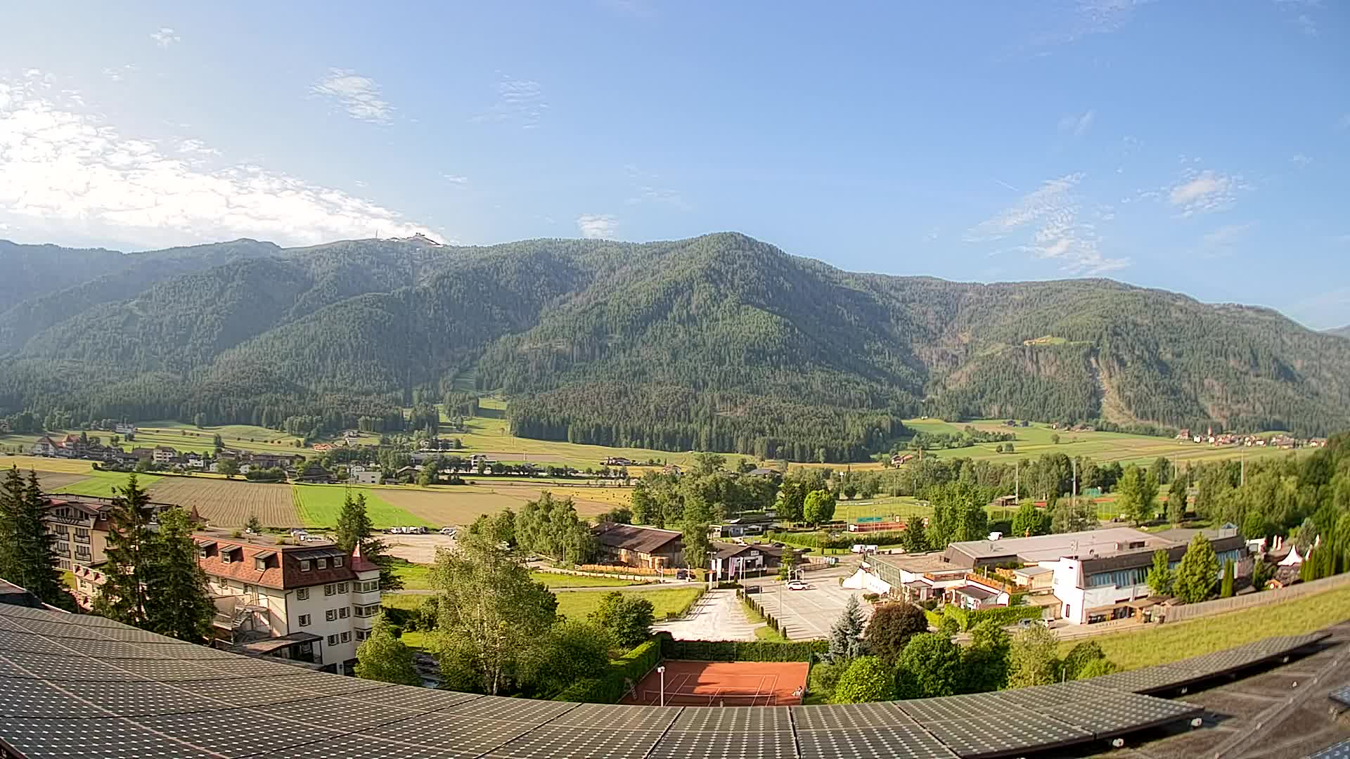 Web kamera Riscone | Hotel Olympia | Pogled na Kronplatz