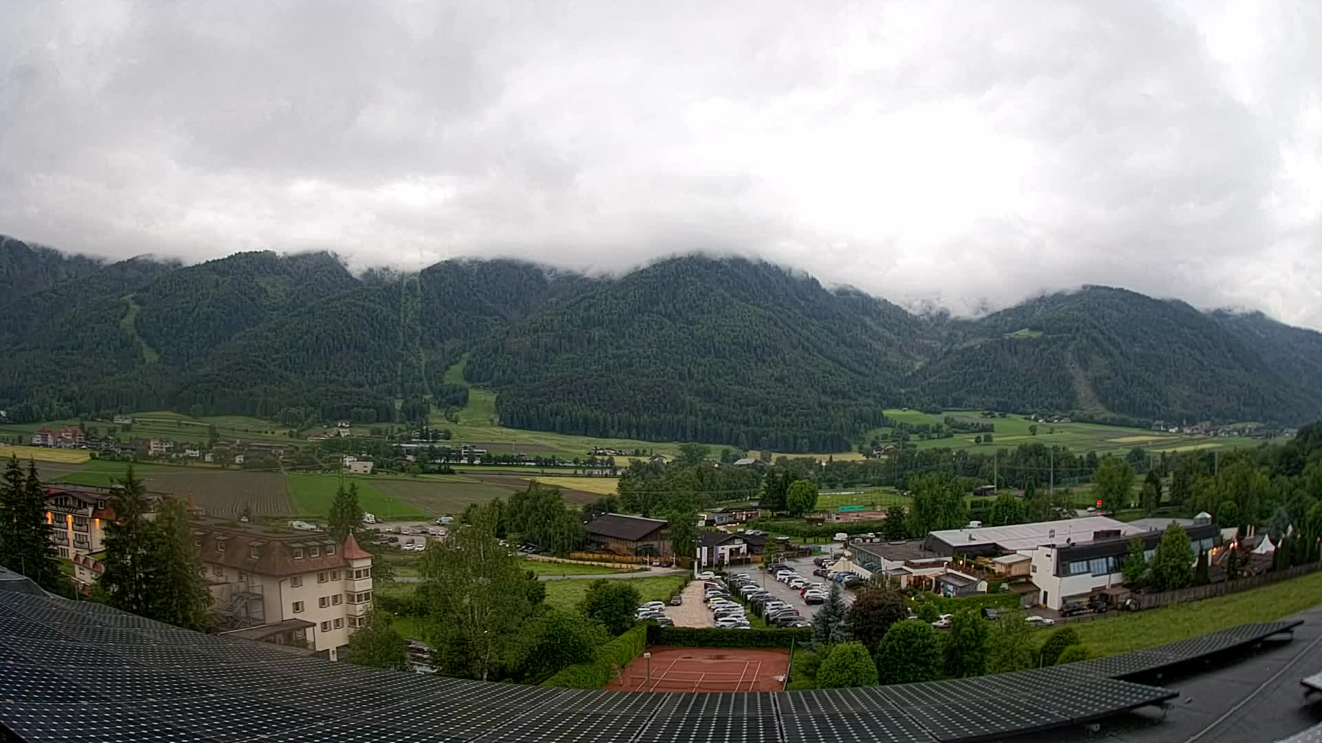 Spletna kamera Riscone | Hotel Olympia | Pogled na Kronplatz