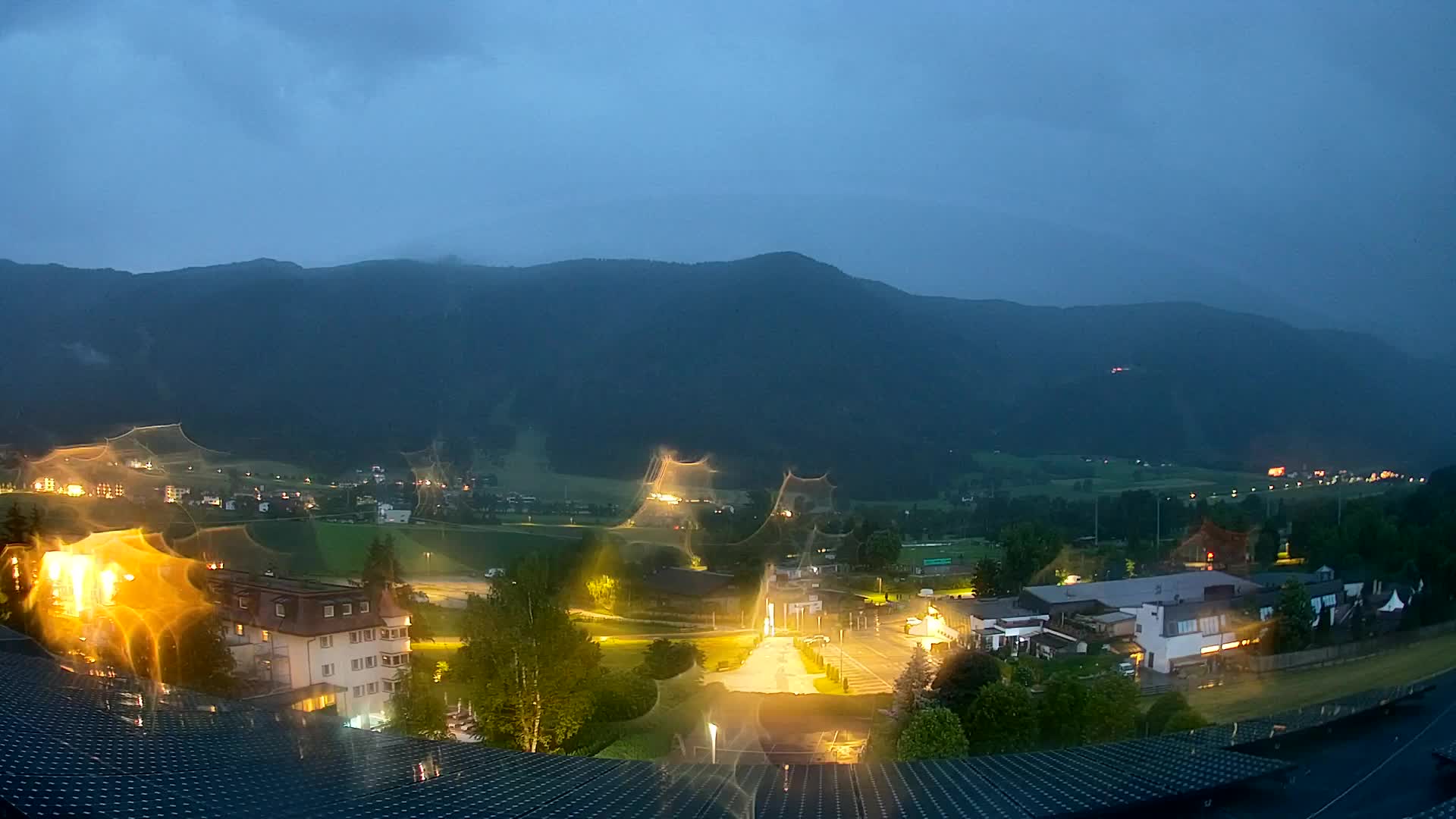 Spletna kamera Riscone | Hotel Olympia | Pogled na Kronplatz