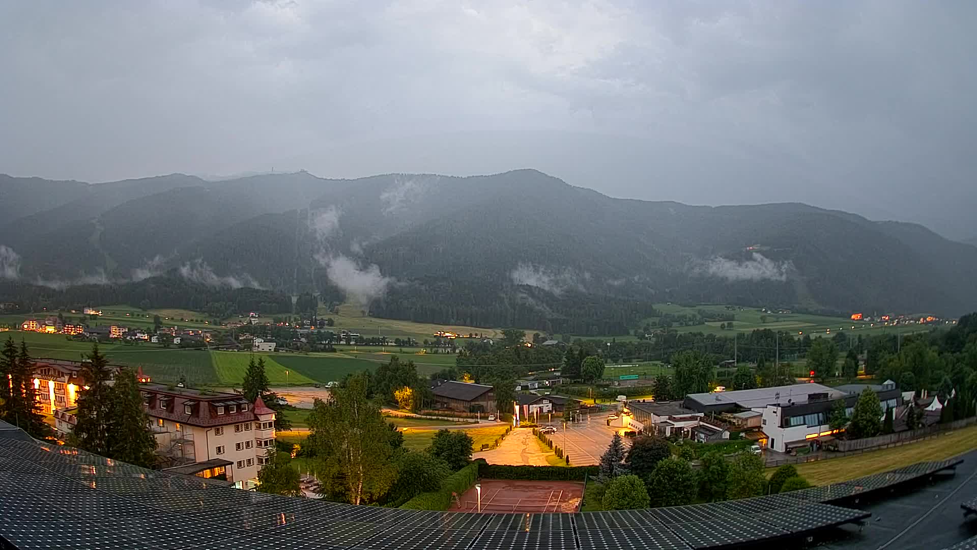 Spletna kamera Riscone | Hotel Olympia | Pogled na Kronplatz