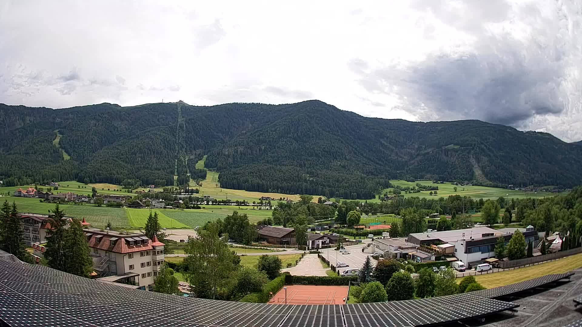 Spletna kamera Riscone | Hotel Olympia | Pogled na Kronplatz