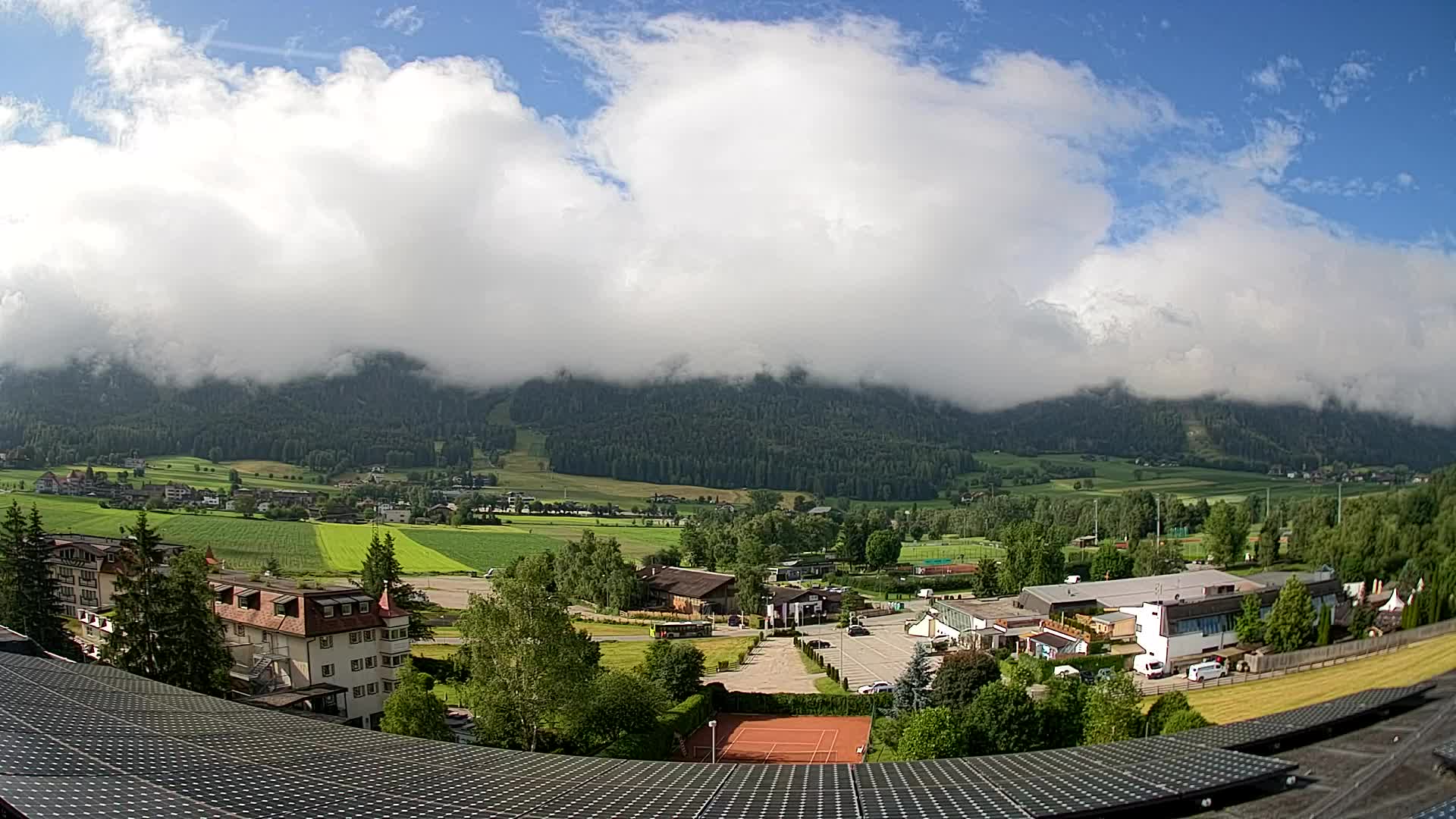 Web kamera Riscone | Hotel Olympia | Pogled na Kronplatz