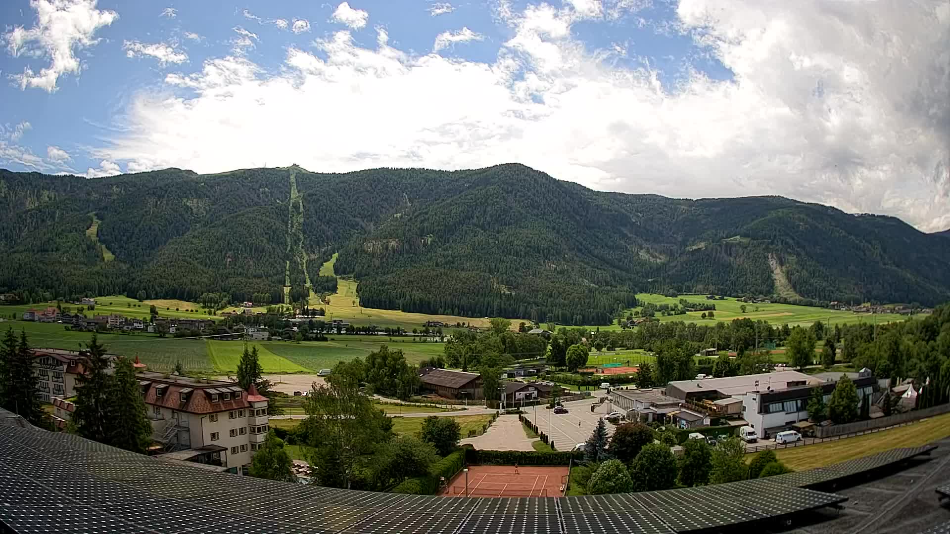 Spletna kamera Riscone | Hotel Olympia | Pogled na Kronplatz