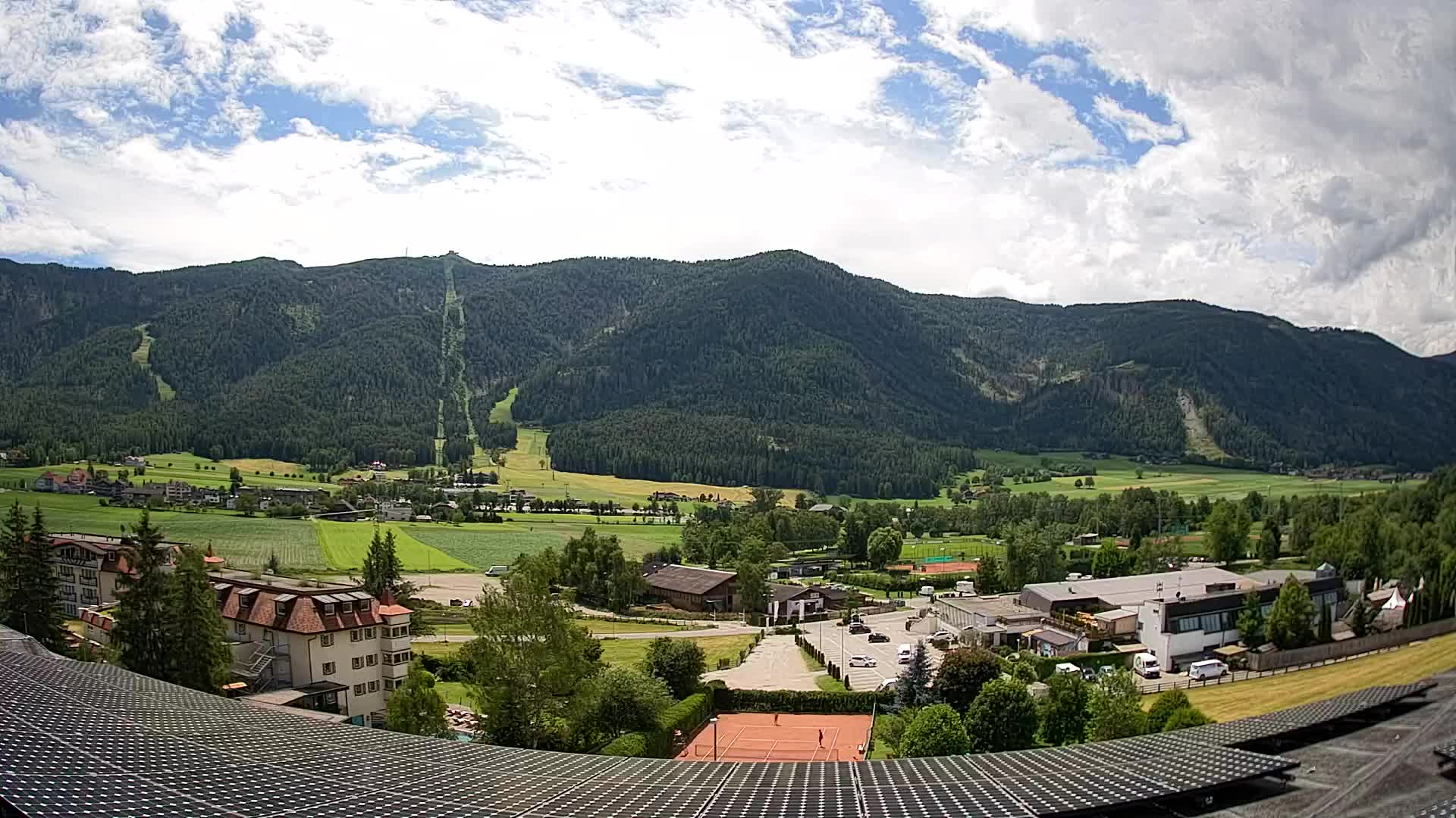 Spletna kamera Riscone | Hotel Olympia | Pogled na Kronplatz
