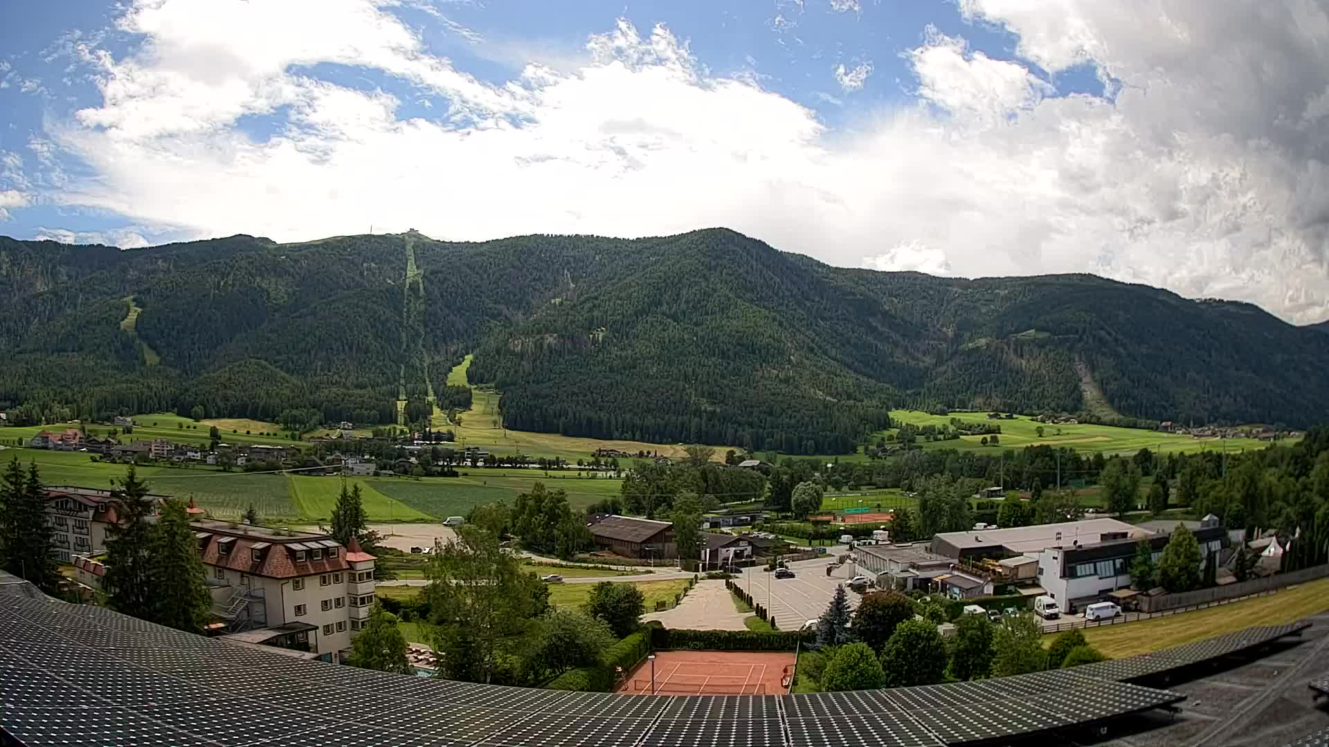 Spletna kamera Riscone | Hotel Olympia | Pogled na Kronplatz