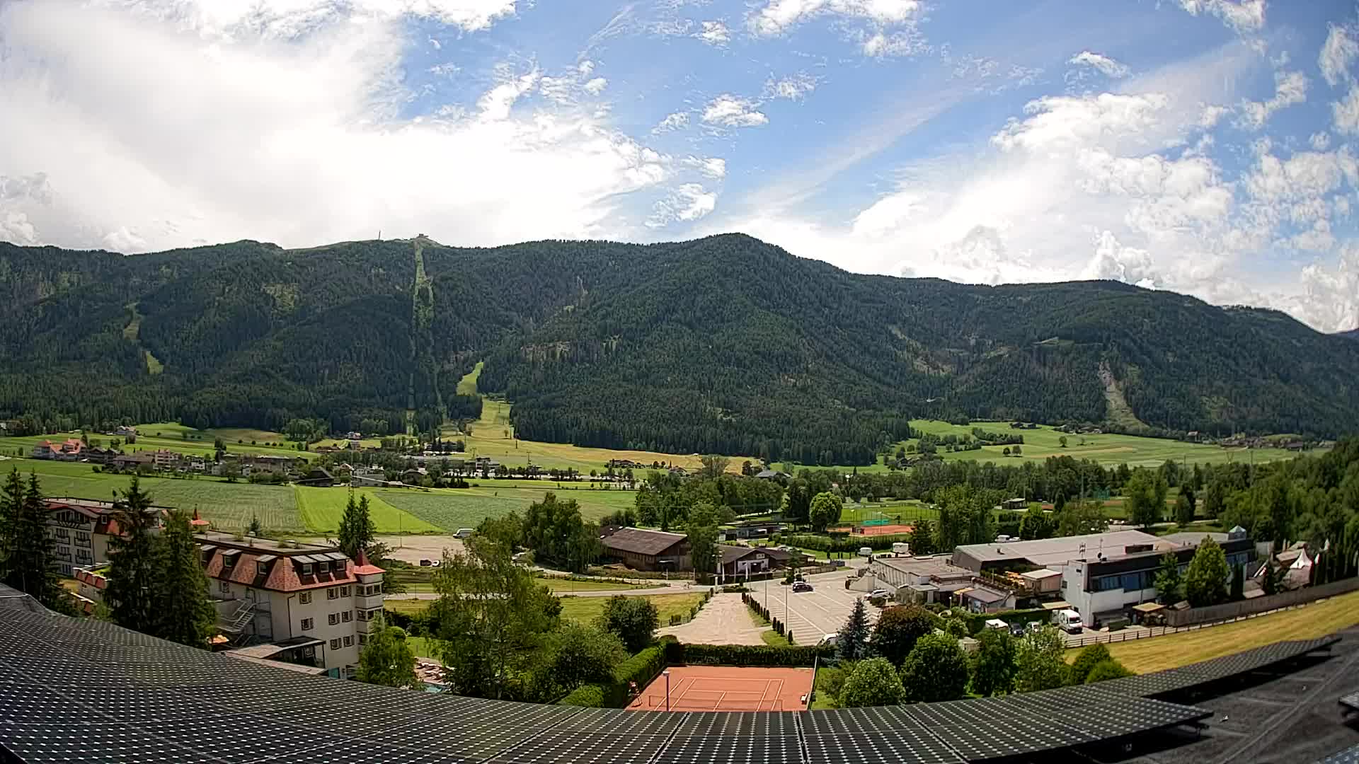 Web kamera Riscone | Hotel Olympia | Pogled na Kronplatz