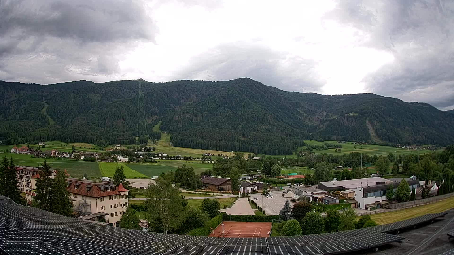 Spletna kamera Riscone | Hotel Olympia | Pogled na Kronplatz