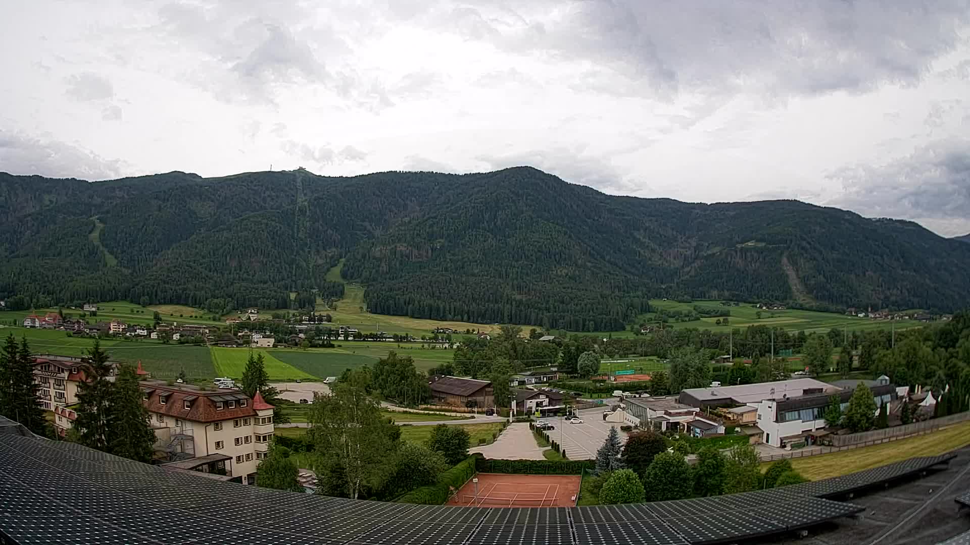 Spletna kamera Riscone | Hotel Olympia | Pogled na Kronplatz