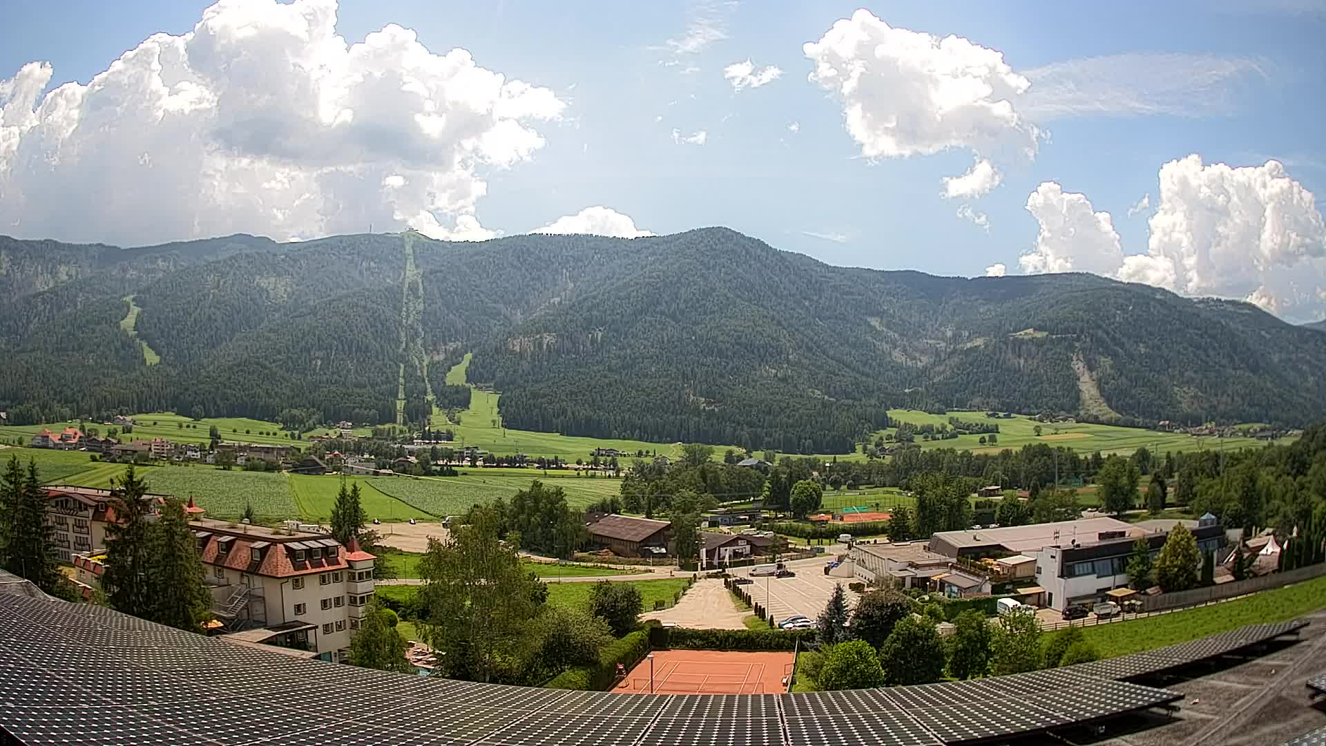 Spletna kamera Riscone | Hotel Olympia | Pogled na Kronplatz