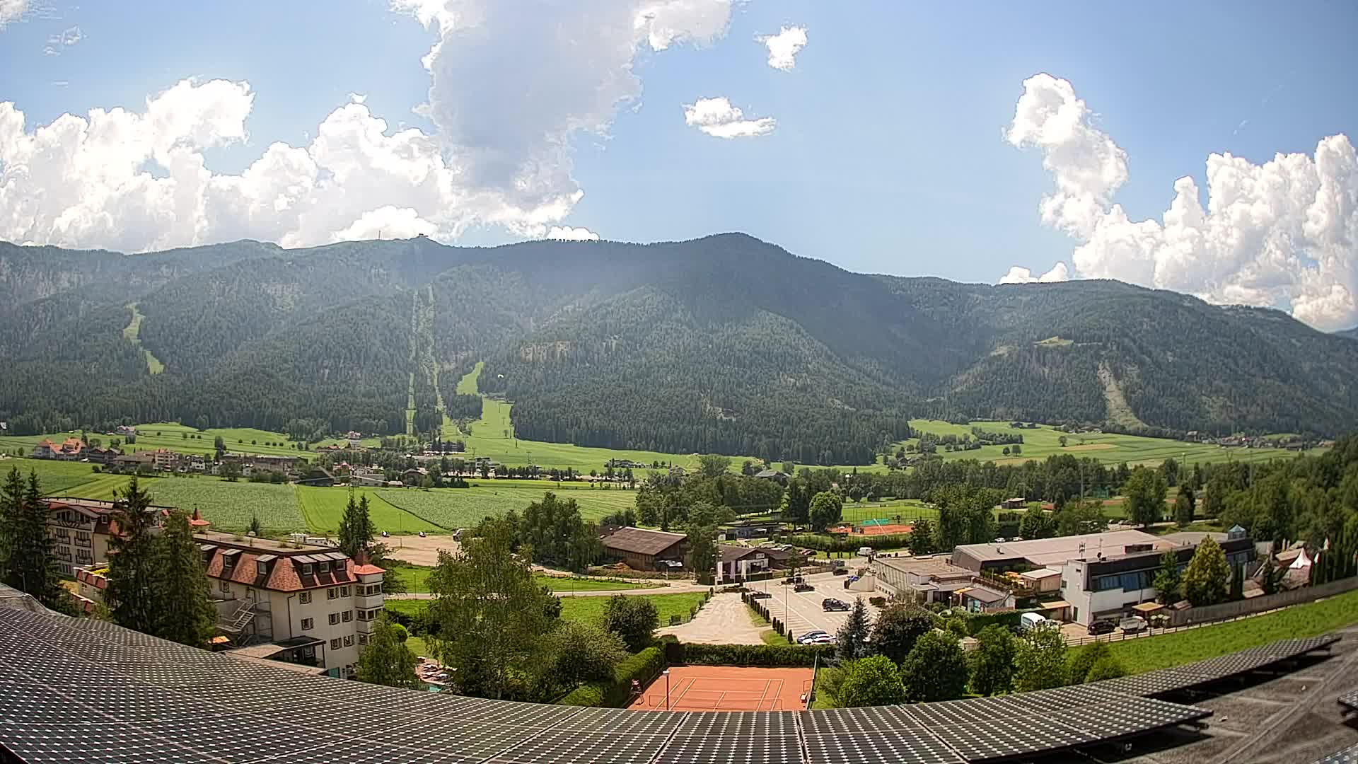 Webcam Riscone | Hotel Olympia | Kronplatz view