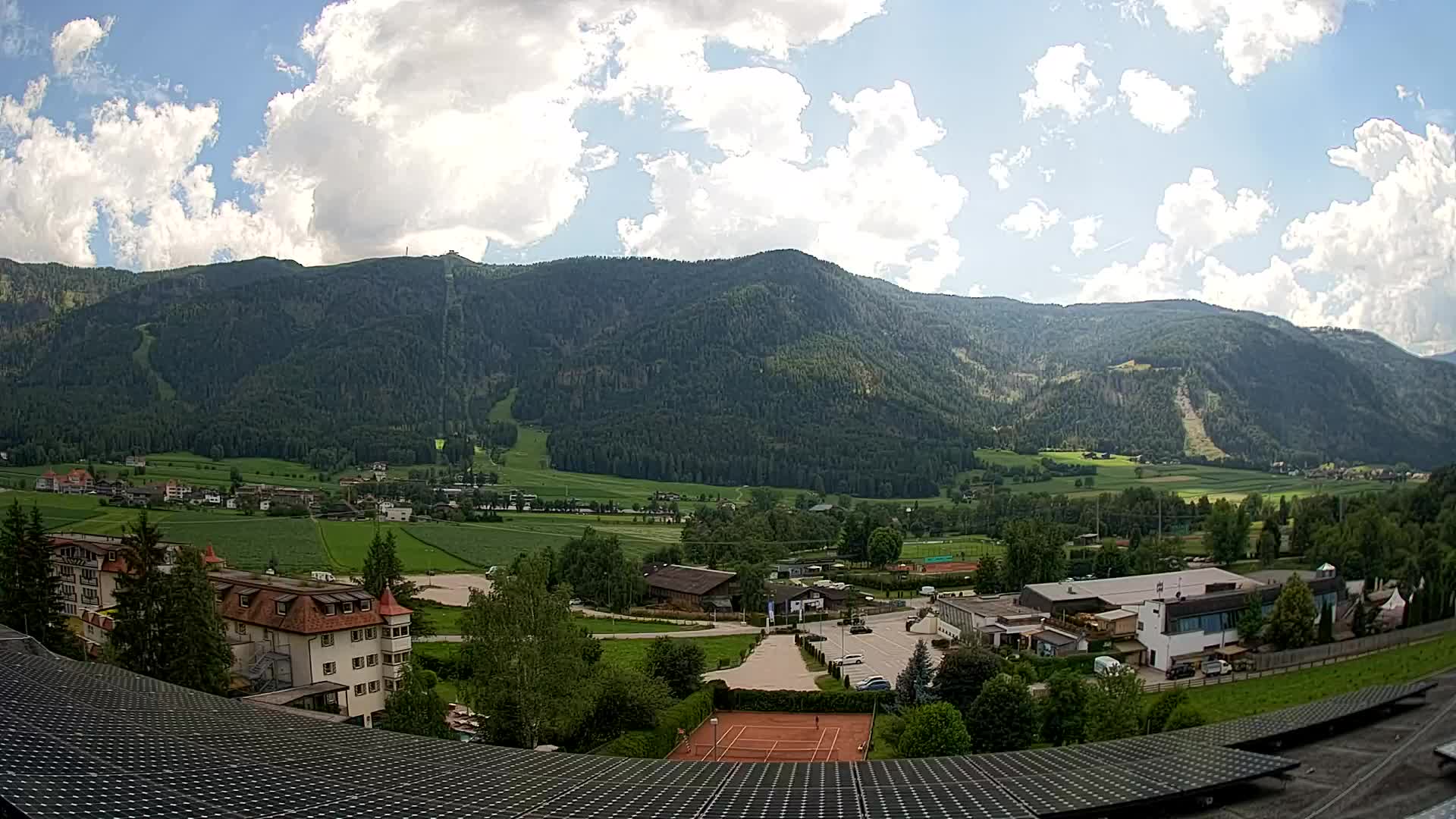 Webcam Riscone | Hotel Olympia | Vista su Plan de Corones