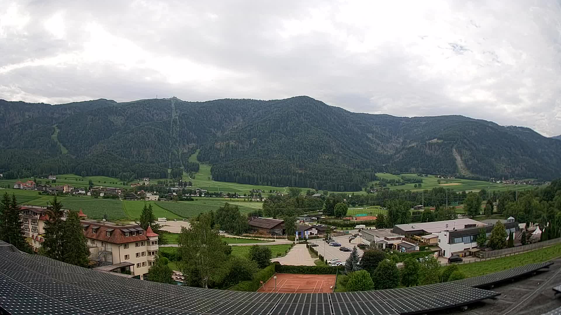 Spletna kamera Riscone | Hotel Olympia | Pogled na Kronplatz