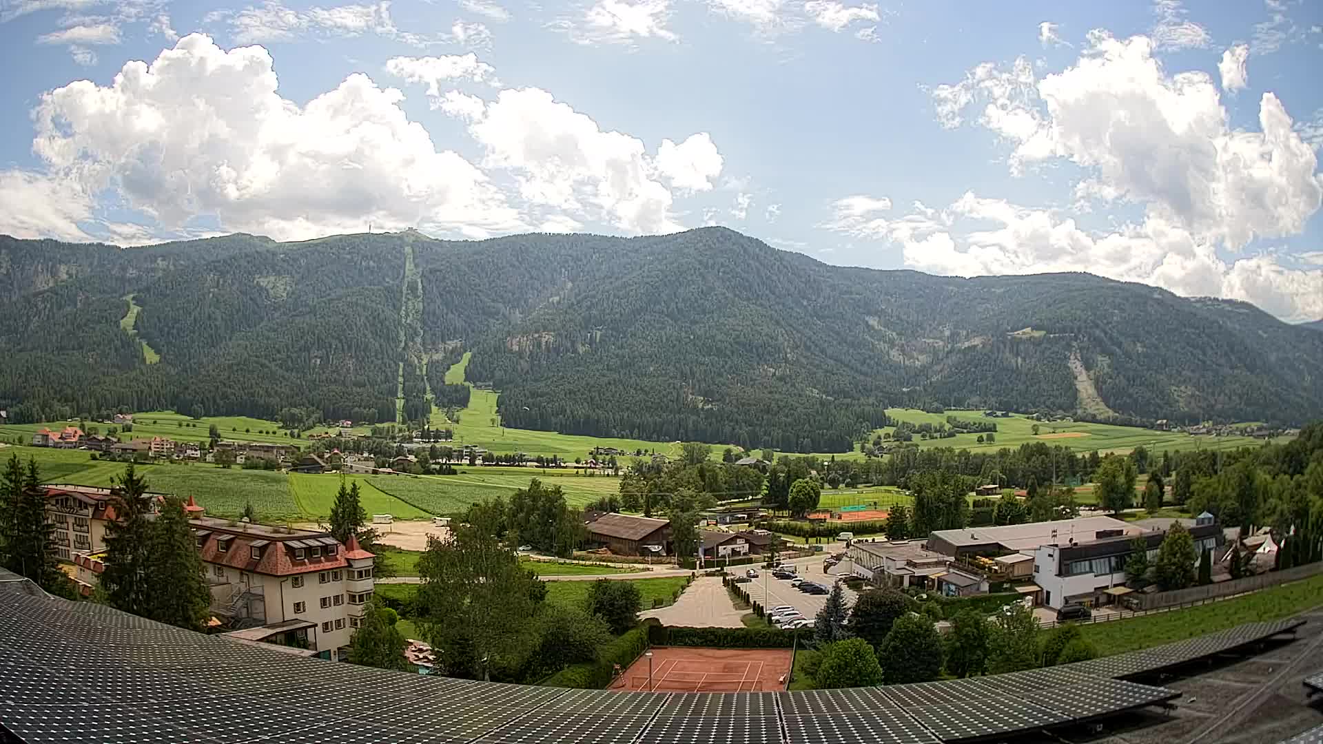 Web kamera Riscone | Hotel Olympia | Pogled na Kronplatz