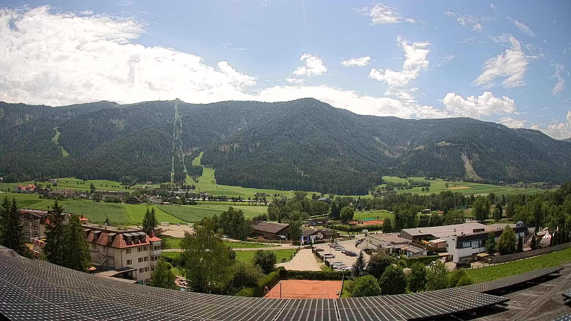 Web kamera Riscone | Hotel Olympia | Pogled na Kronplatz