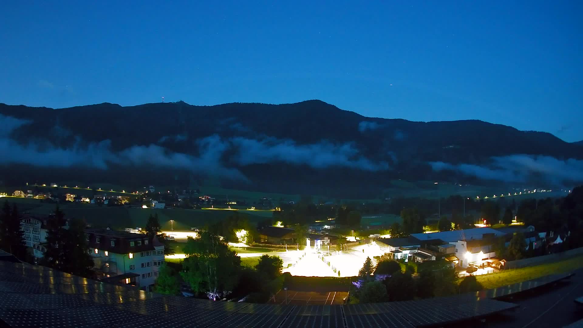 Web kamera Riscone | Hotel Olympia | Pogled na Kronplatz