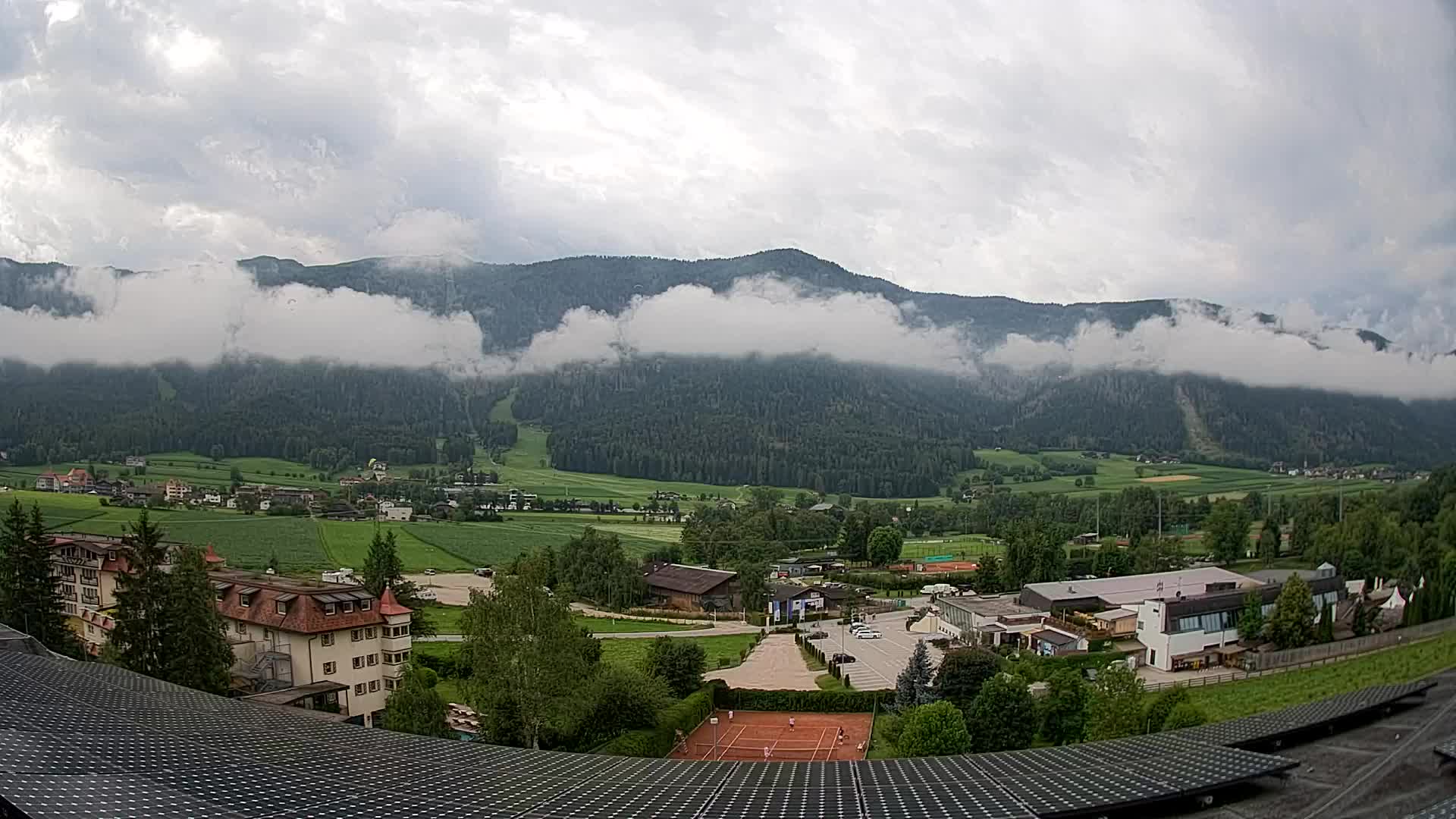 Spletna kamera Riscone | Hotel Olympia | Pogled na Kronplatz