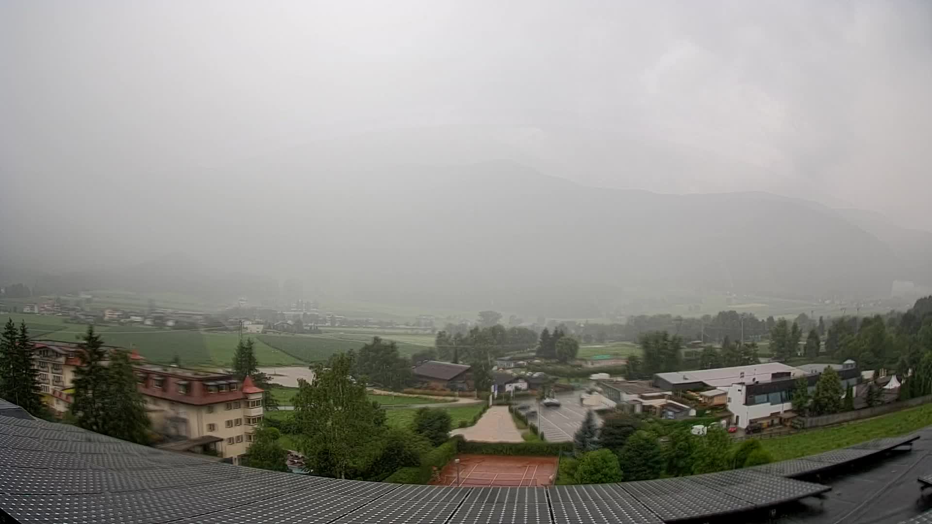 Web kamera Riscone | Hotel Olympia | Pogled na Kronplatz