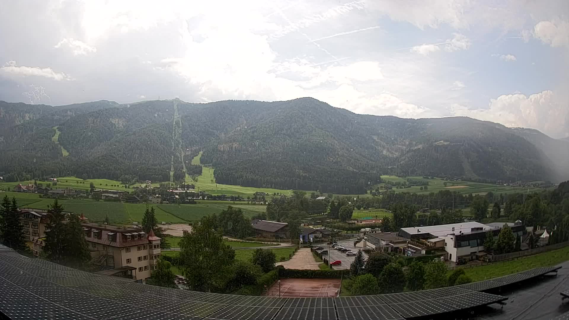 Spletna kamera Riscone | Hotel Olympia | Pogled na Kronplatz