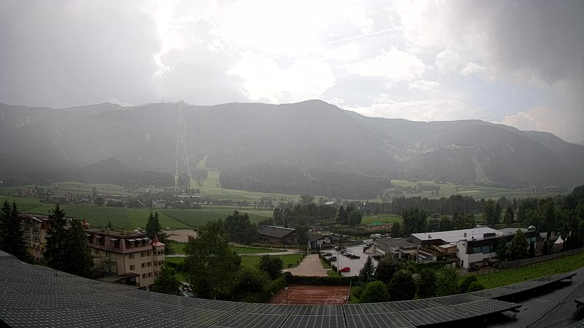 Web kamera Riscone | Hotel Olympia | Pogled na Kronplatz