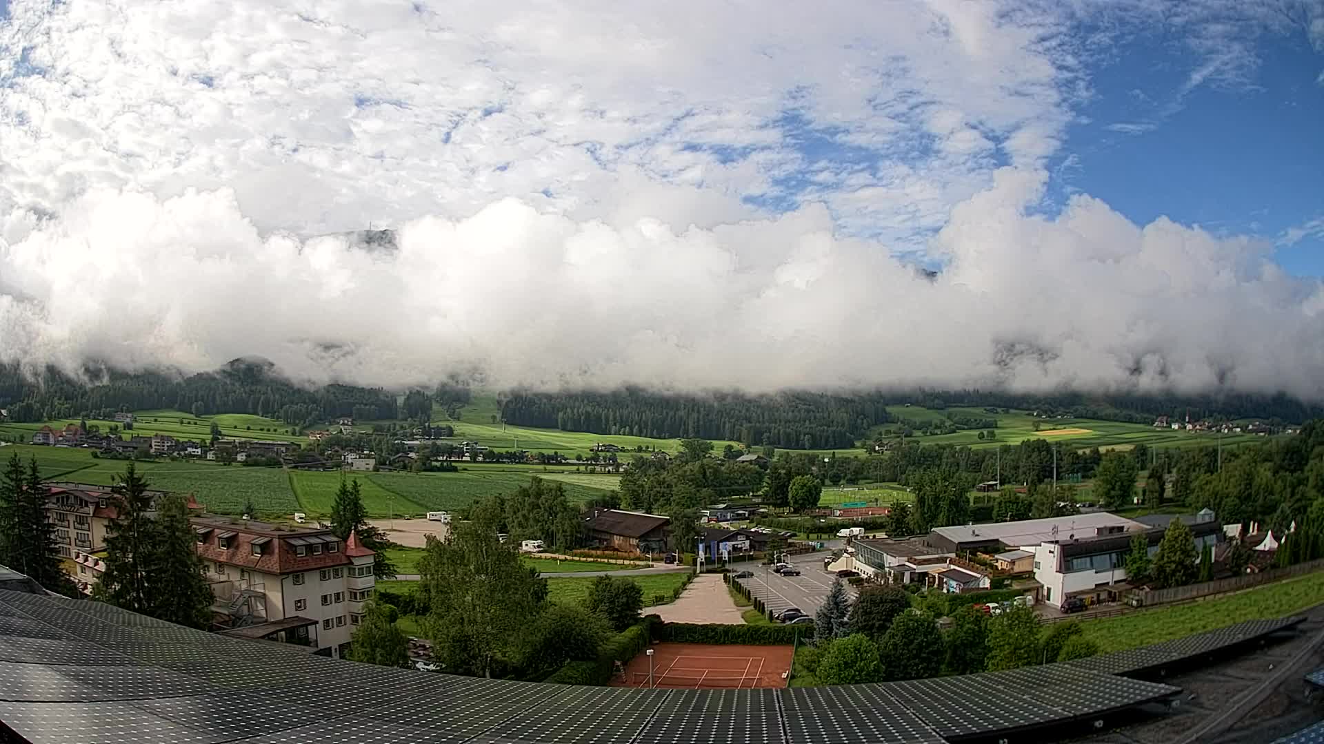 Spletna kamera Riscone | Hotel Olympia | Pogled na Kronplatz