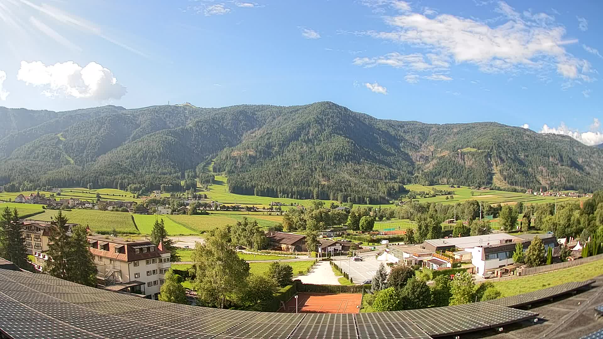 Spletna kamera Riscone | Hotel Olympia | Pogled na Kronplatz