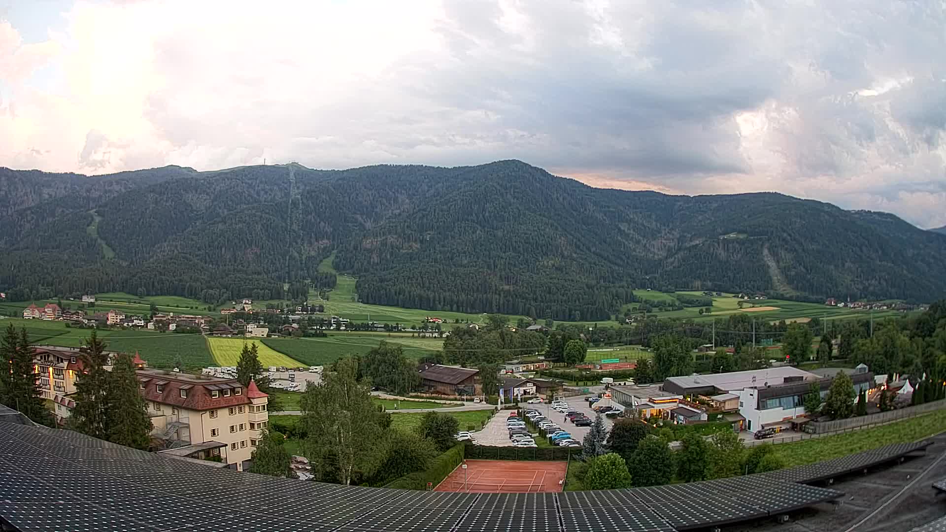 Webcam Riscone | Hotel Olympia | Vista su Plan de Corones