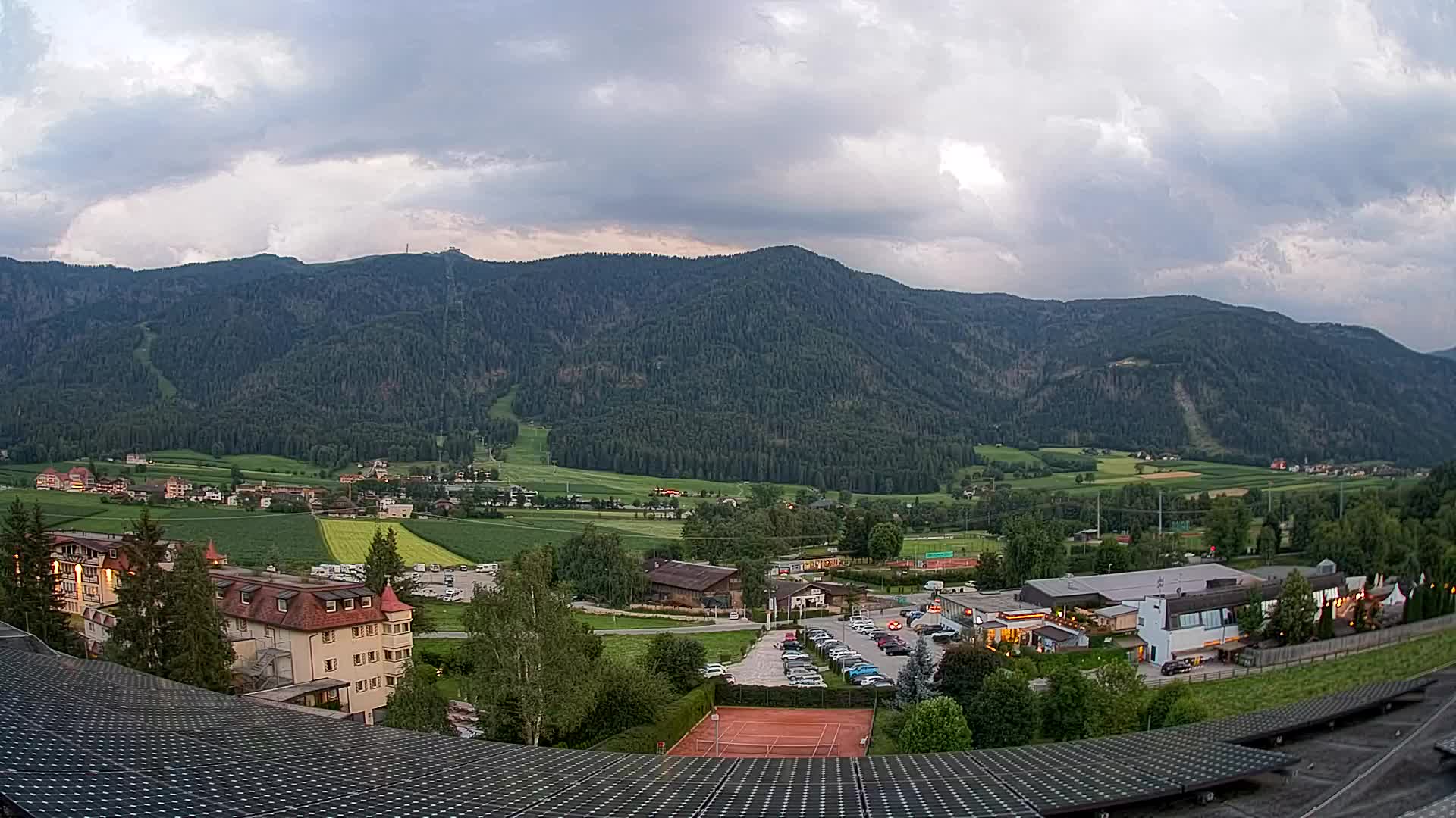 Webcam Riscone | Hotel Olympia | Vista su Plan de Corones