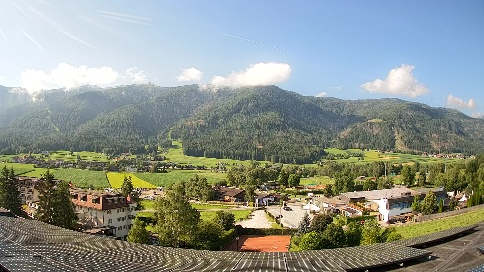 Spletna kamera Riscone | Hotel Olympia | Pogled na Kronplatz