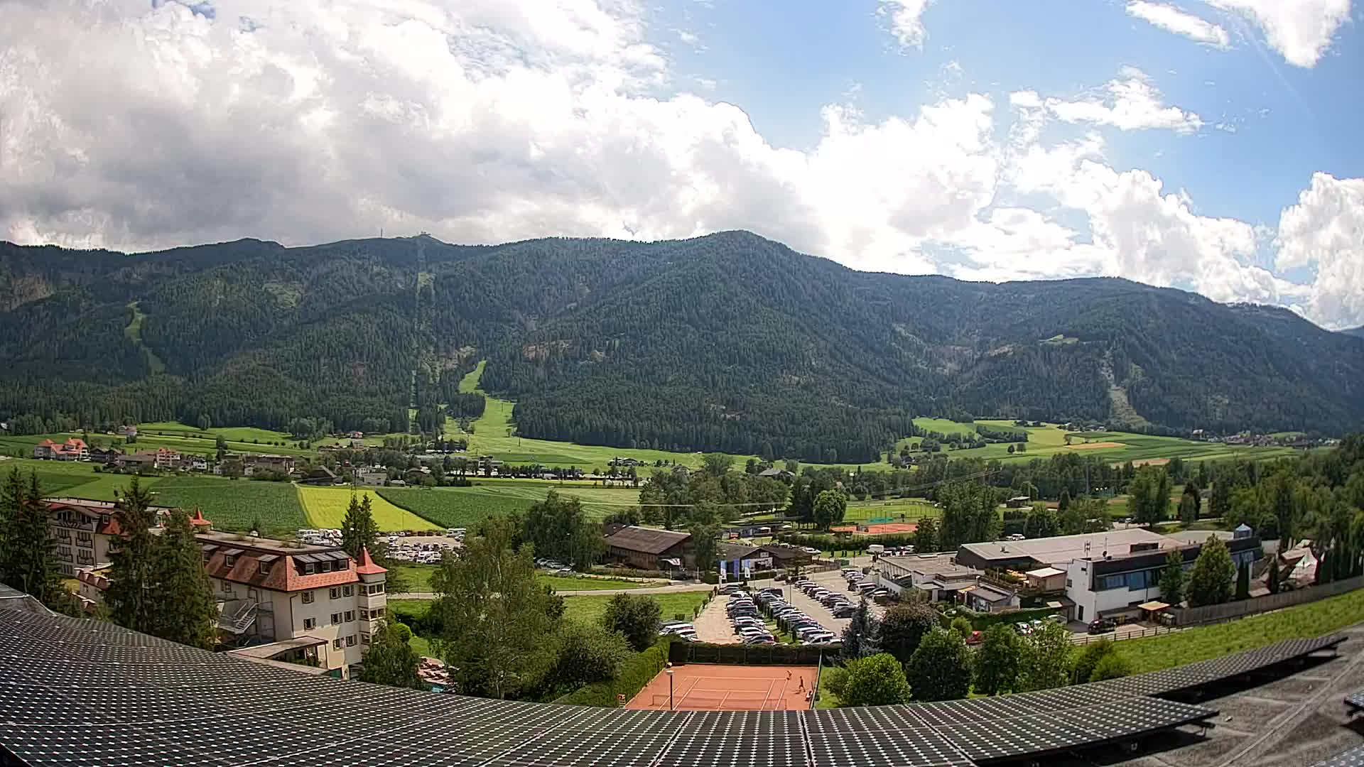 Web kamera Riscone | Hotel Olympia | Pogled na Kronplatz