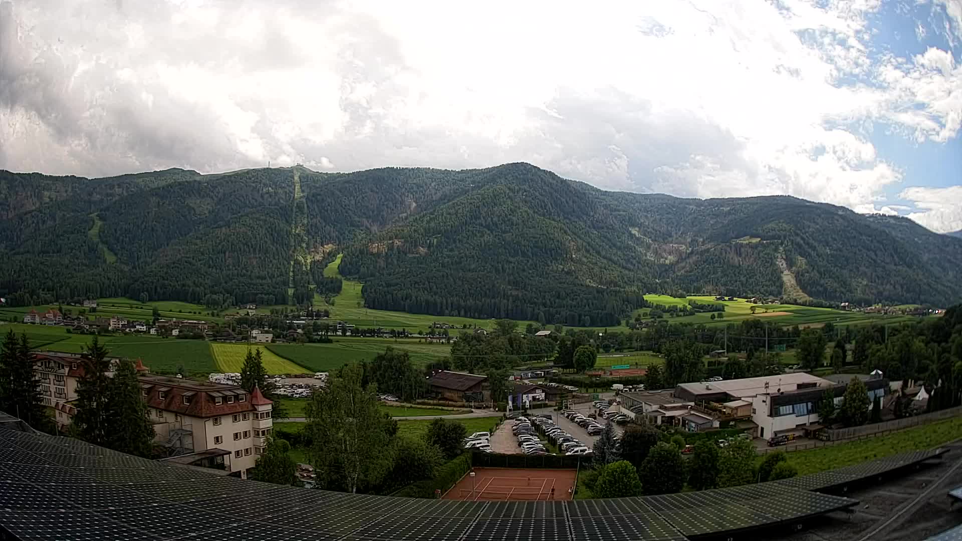 Spletna kamera Riscone | Hotel Olympia | Pogled na Kronplatz
