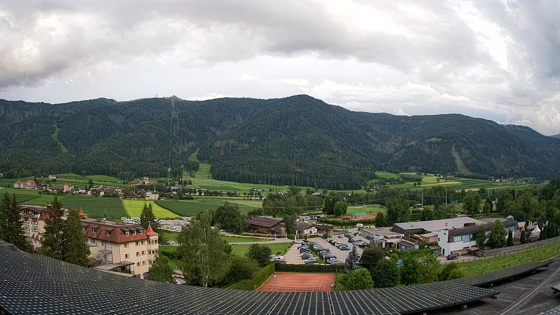 Spletna kamera Riscone | Hotel Olympia | Pogled na Kronplatz