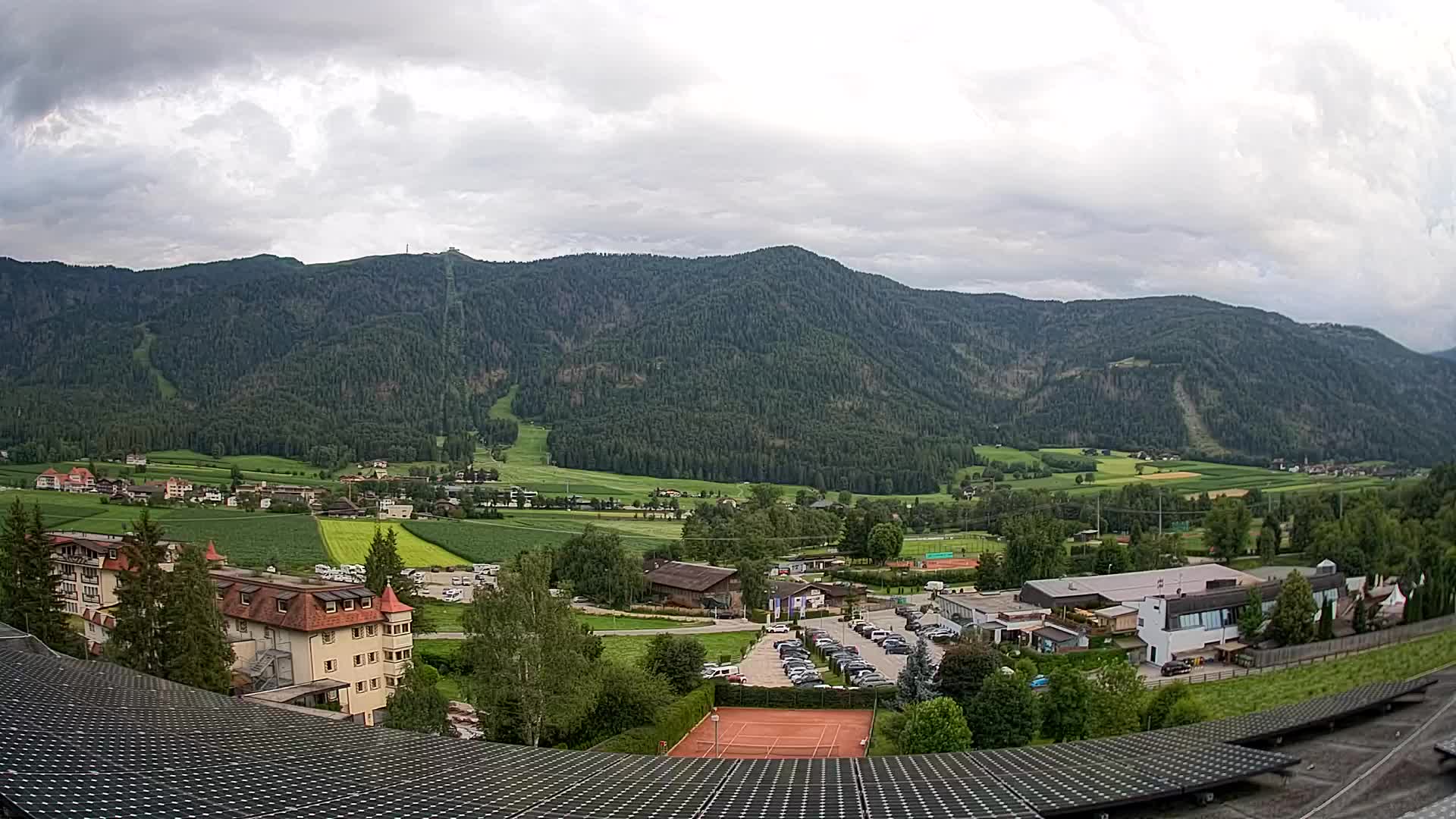 Spletna kamera Riscone | Hotel Olympia | Pogled na Kronplatz